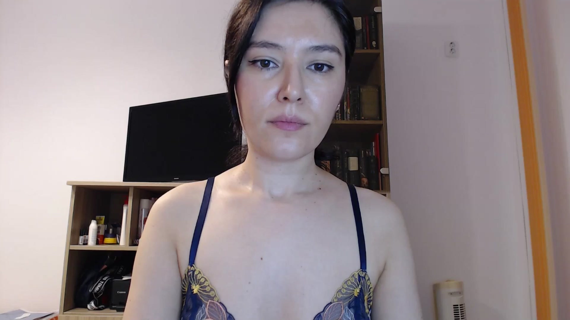 Gallery image thumbnail from SailorJupitr's myfreecams stream on, 06/18/2025, 21:08 image 5 of 20