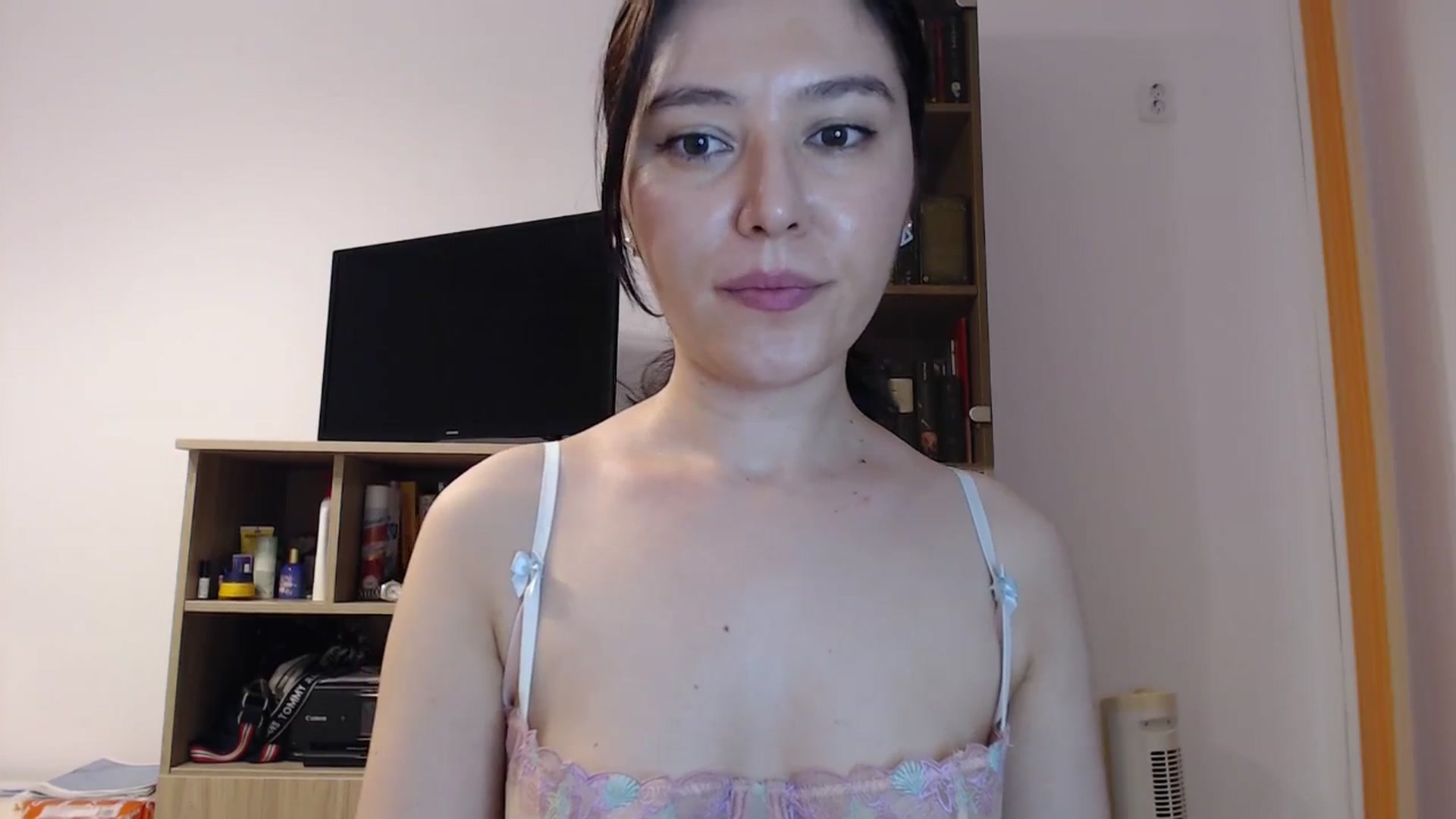 Gallery image thumbnail from SailorJupitr's myfreecams stream on, 06/22/2025, 20:50 image 13 of 20