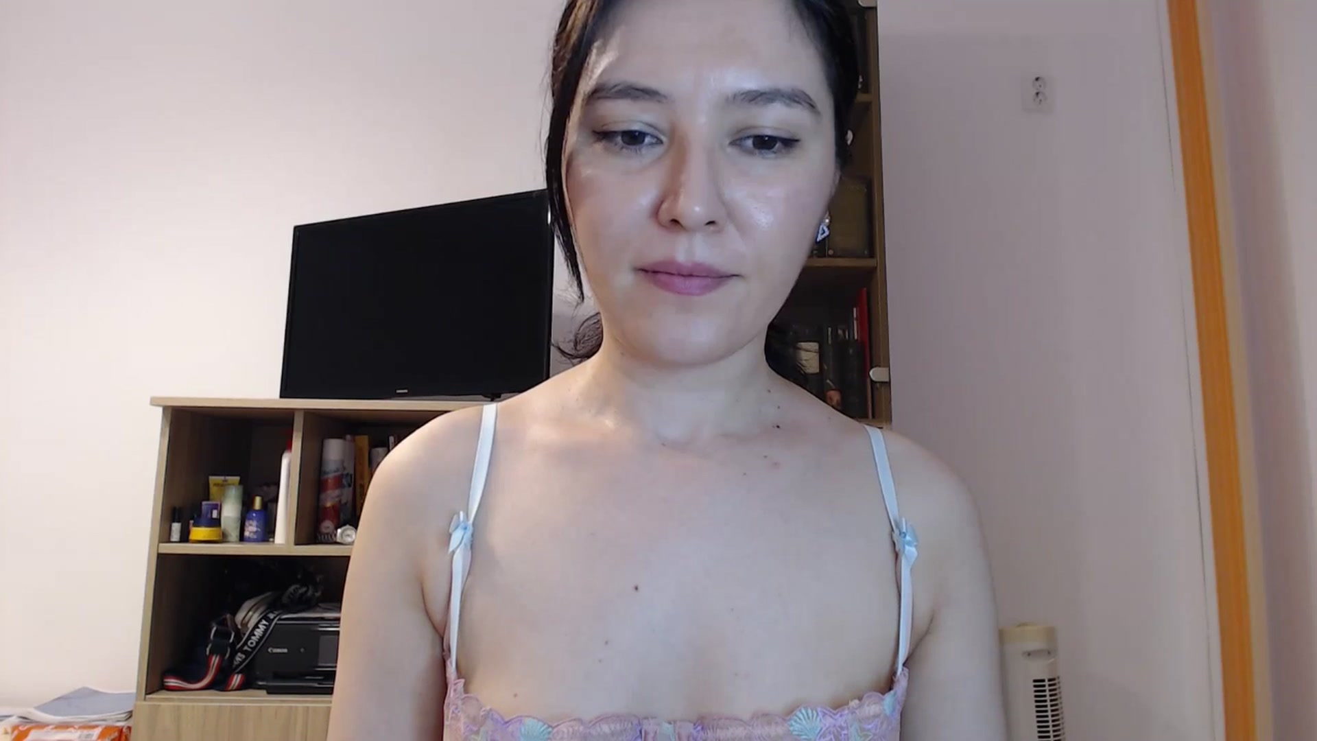 Gallery image thumbnail from SailorJupitr's myfreecams stream on, 06/22/2025, 20:50 image 7 of 20