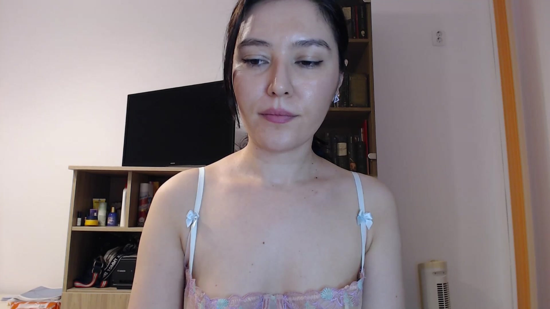 Gallery image thumbnail from SailorJupitr's myfreecams stream on, 06/22/2025, 20:50 image 19 of 20