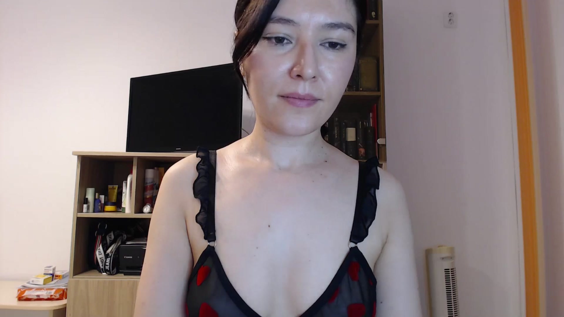 Gallery image thumbnail from SailorJupitr's myfreecams stream on, 06/26/2025, 21:10 image 10 of 20