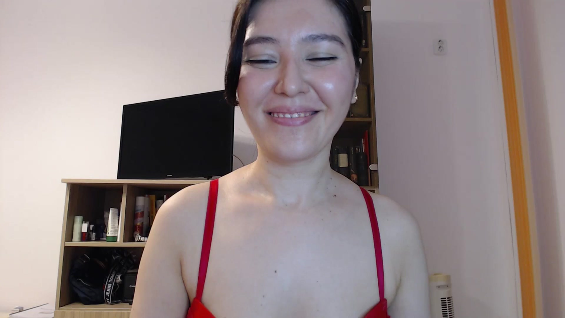 Gallery image thumbnail from SailorJupitr's myfreecams stream on, 06/29/2025, 20:22 image 20 of 20