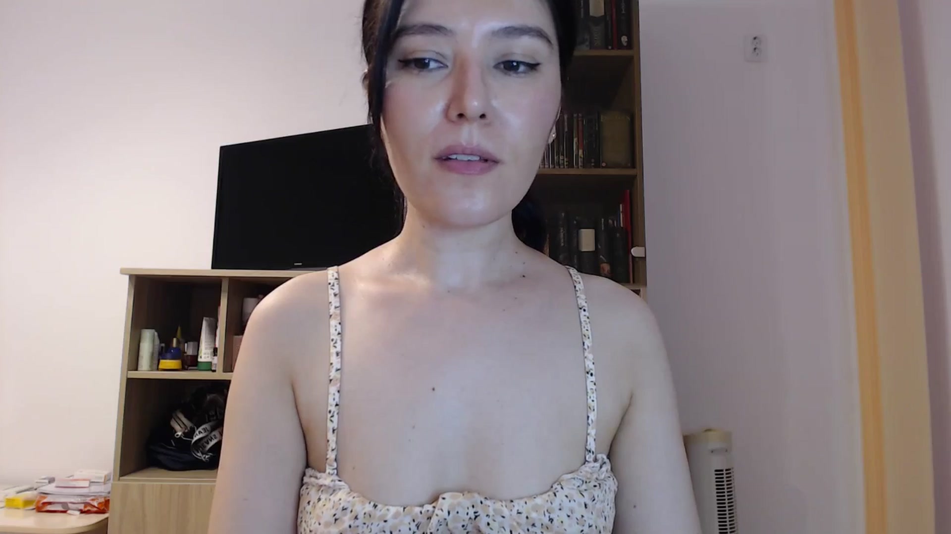 Gallery image thumbnail from SailorJupitr's myfreecams stream on, 07/01/2025, 21:37 image 20 of 20