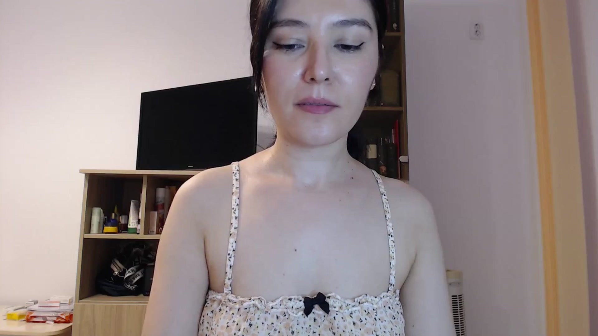 Gallery image thumbnail from SailorJupitr's myfreecams stream on, 07/01/2025, 21:37 image 10 of 20