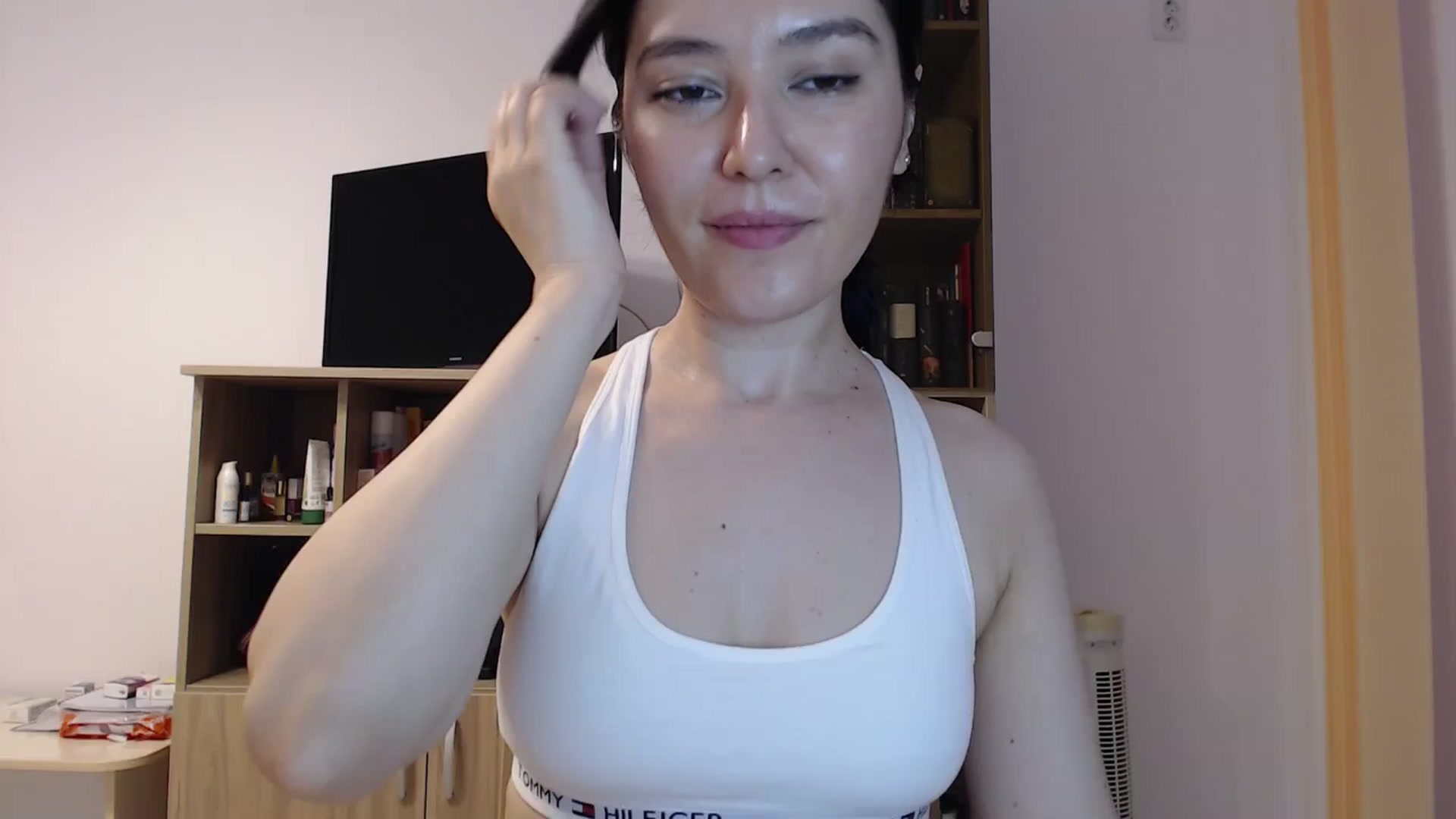 Gallery image thumbnail from SailorJupitr's myfreecams stream on, 07/02/2025, 21:18 image 14 of 20