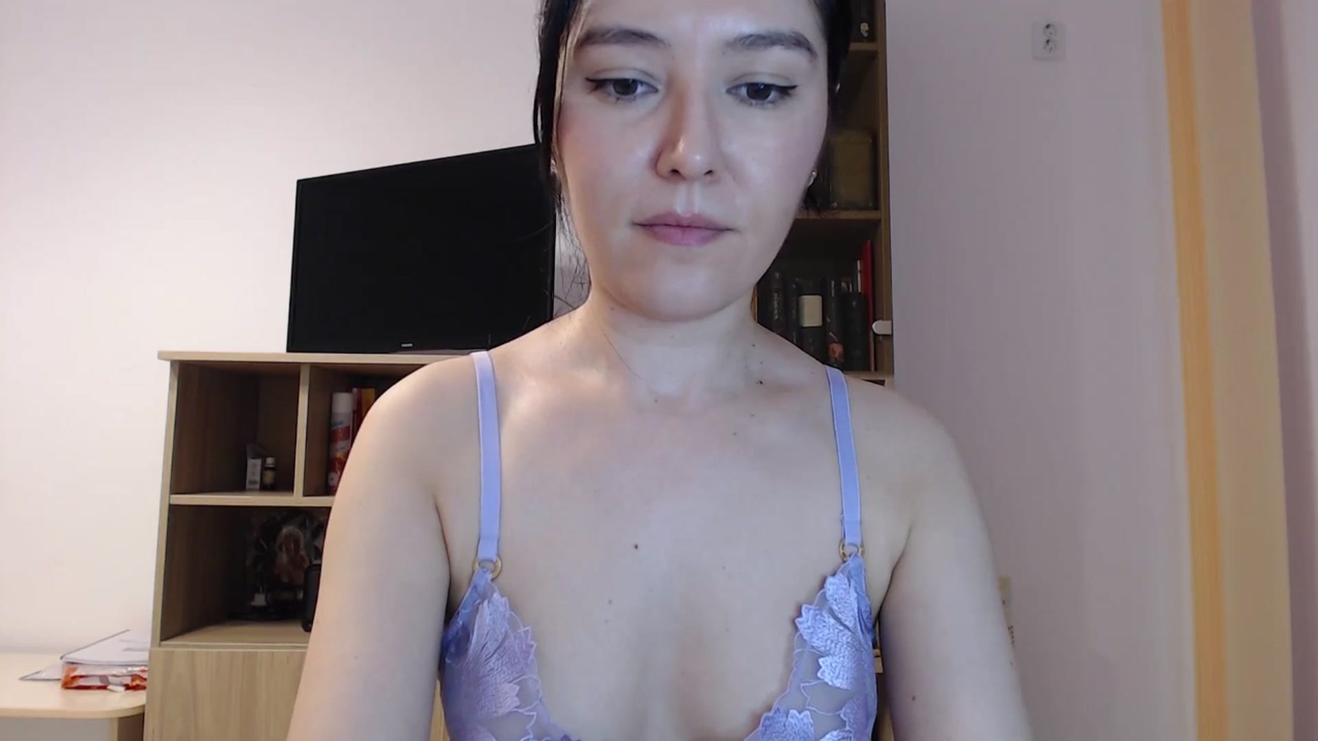 Gallery image thumbnail from SailorJupitr's myfreecams stream on, 07/06/2025, 19:33 image 16 of 20