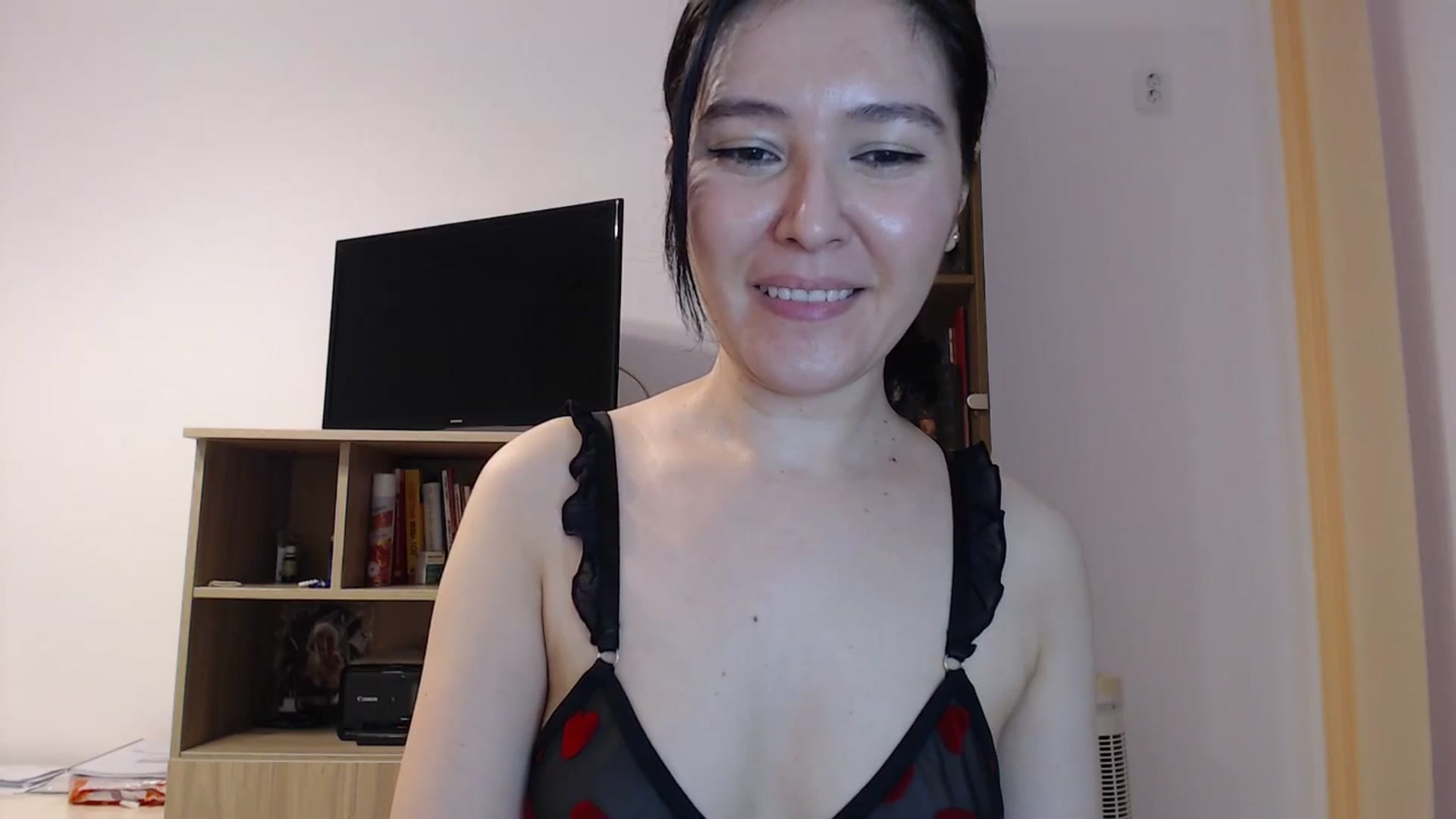 Gallery image thumbnail from SailorJupitr's myfreecams stream on, 07/20/2025, 21:22 image 9 of 20
