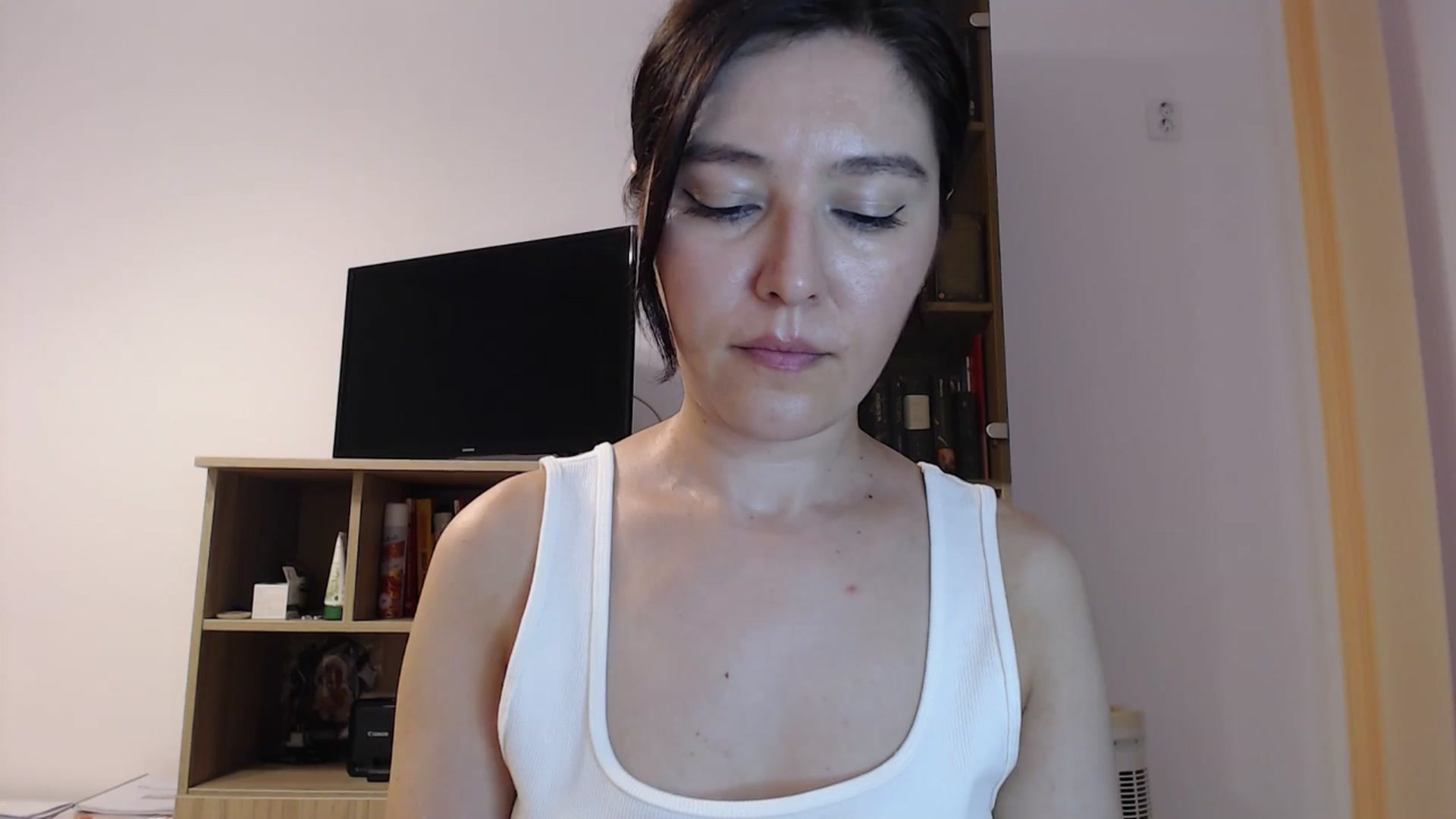 Gallery image thumbnail from SailorJupitr's myfreecams stream on, 08/02/2025, 20:56 image 2 of 20