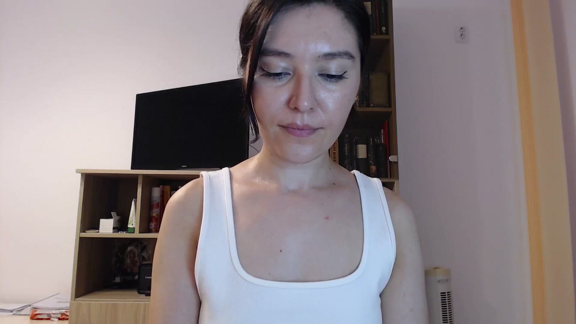 Gallery image thumbnail from SailorJupitr's myfreecams stream on, 08/02/2025, 20:56 image 20 of 20