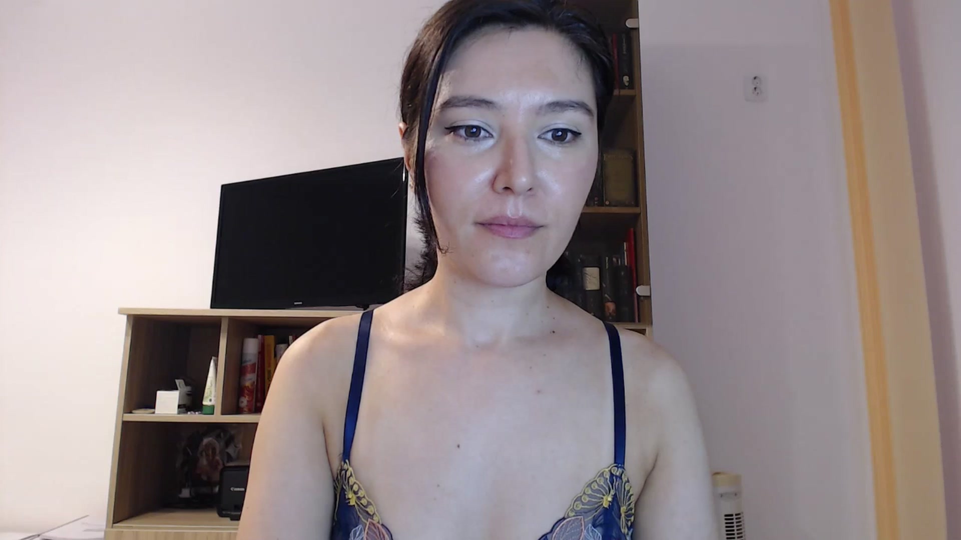 Gallery image thumbnail from SailorJupitr's myfreecams stream on, 08/03/2025, 20:57 image 17 of 20