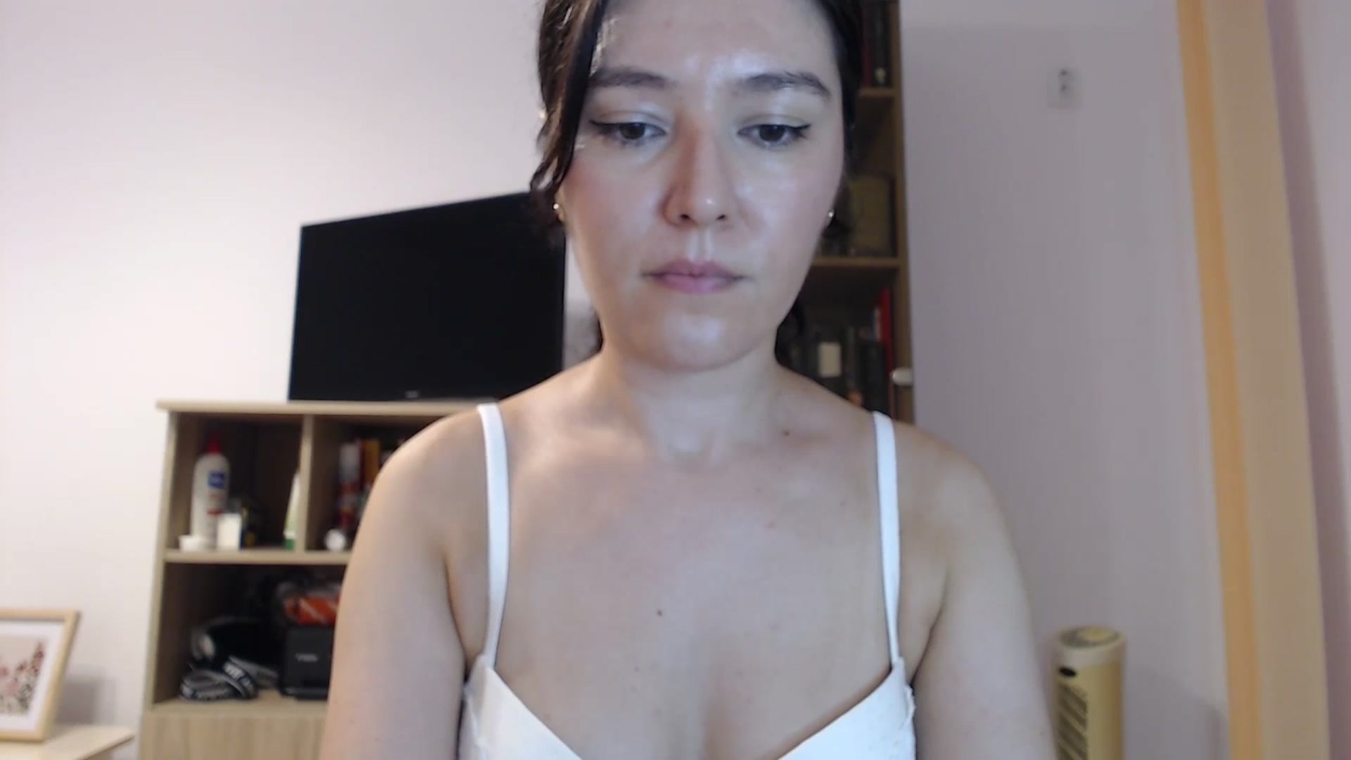 Gallery image thumbnail from SailorJupitr's myfreecams stream on, 08/10/2025, 21:36 image 6 of 20