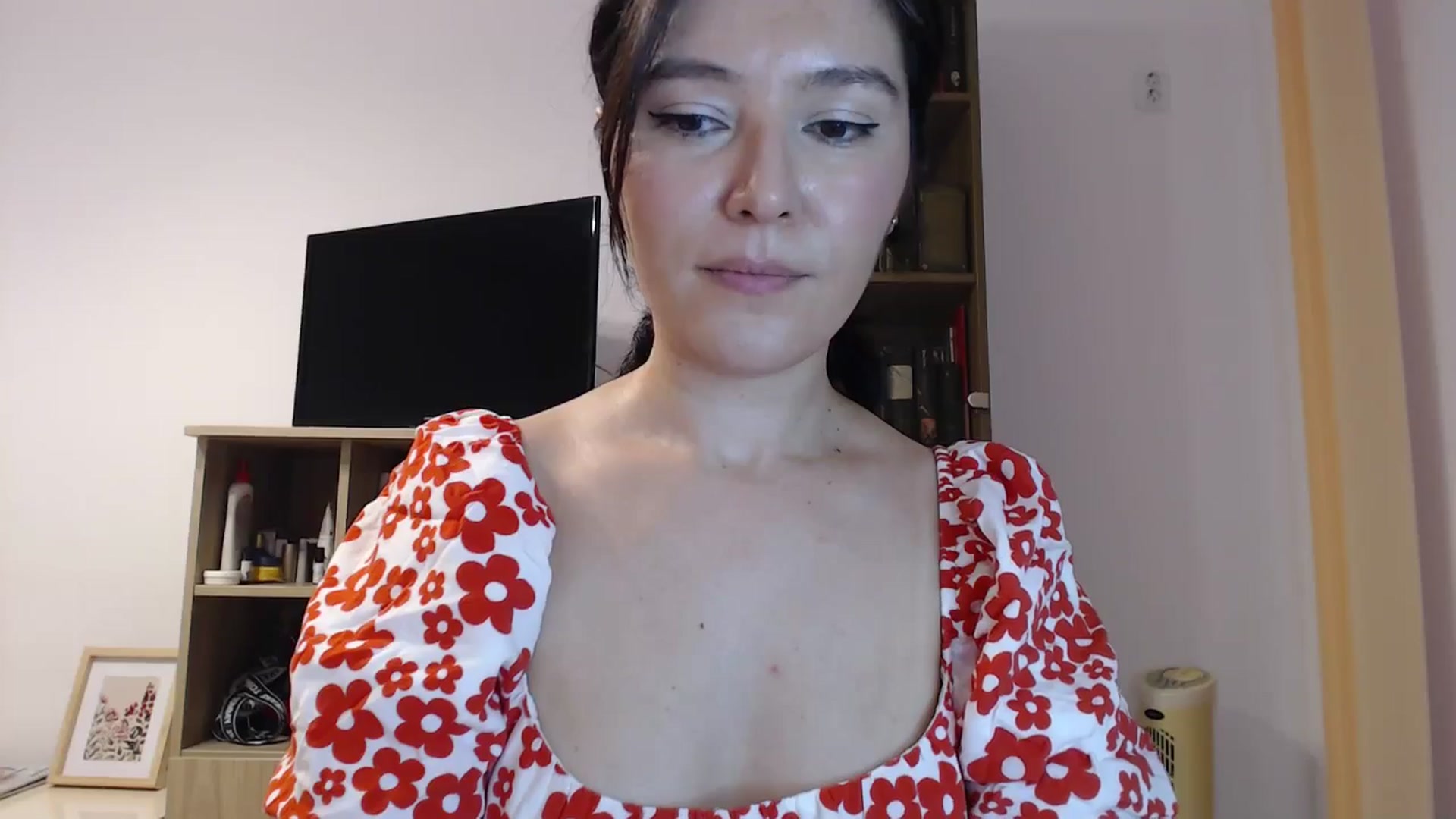 Gallery image thumbnail from SailorJupitr's myfreecams stream on, 08/13/2025, 20:47 image 15 of 20