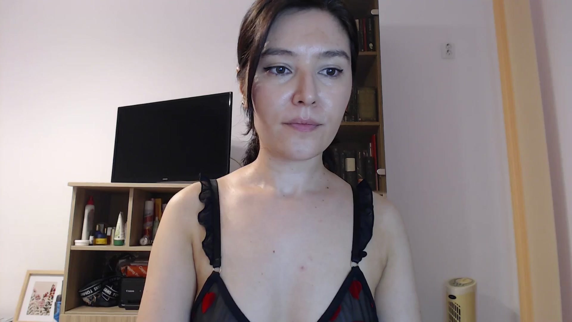 Gallery image thumbnail from SailorJupitr's myfreecams stream on, 08/14/2025, 21:08 image 18 of 20