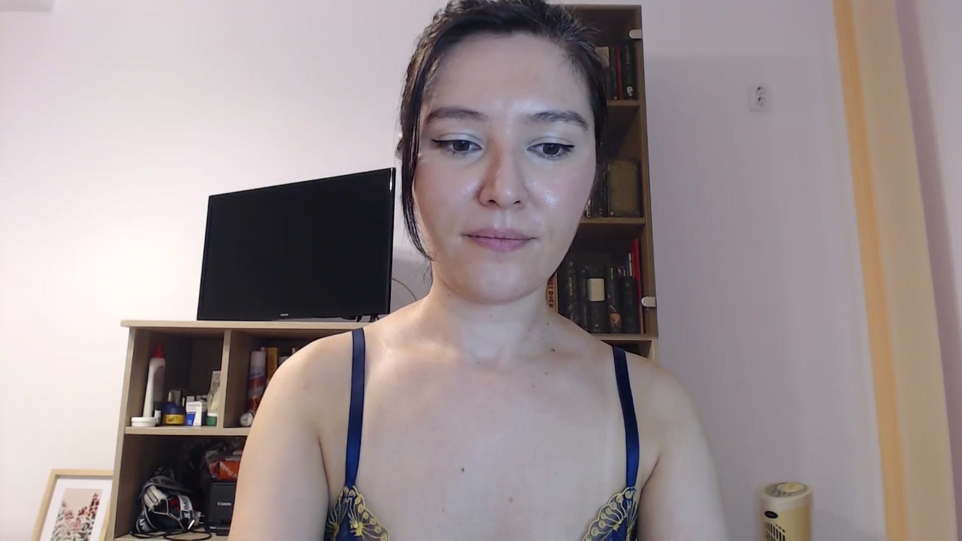 Gallery image thumbnail from SailorJupitr's myfreecams stream on, 08/20/2025, 21:04 image 14 of 20