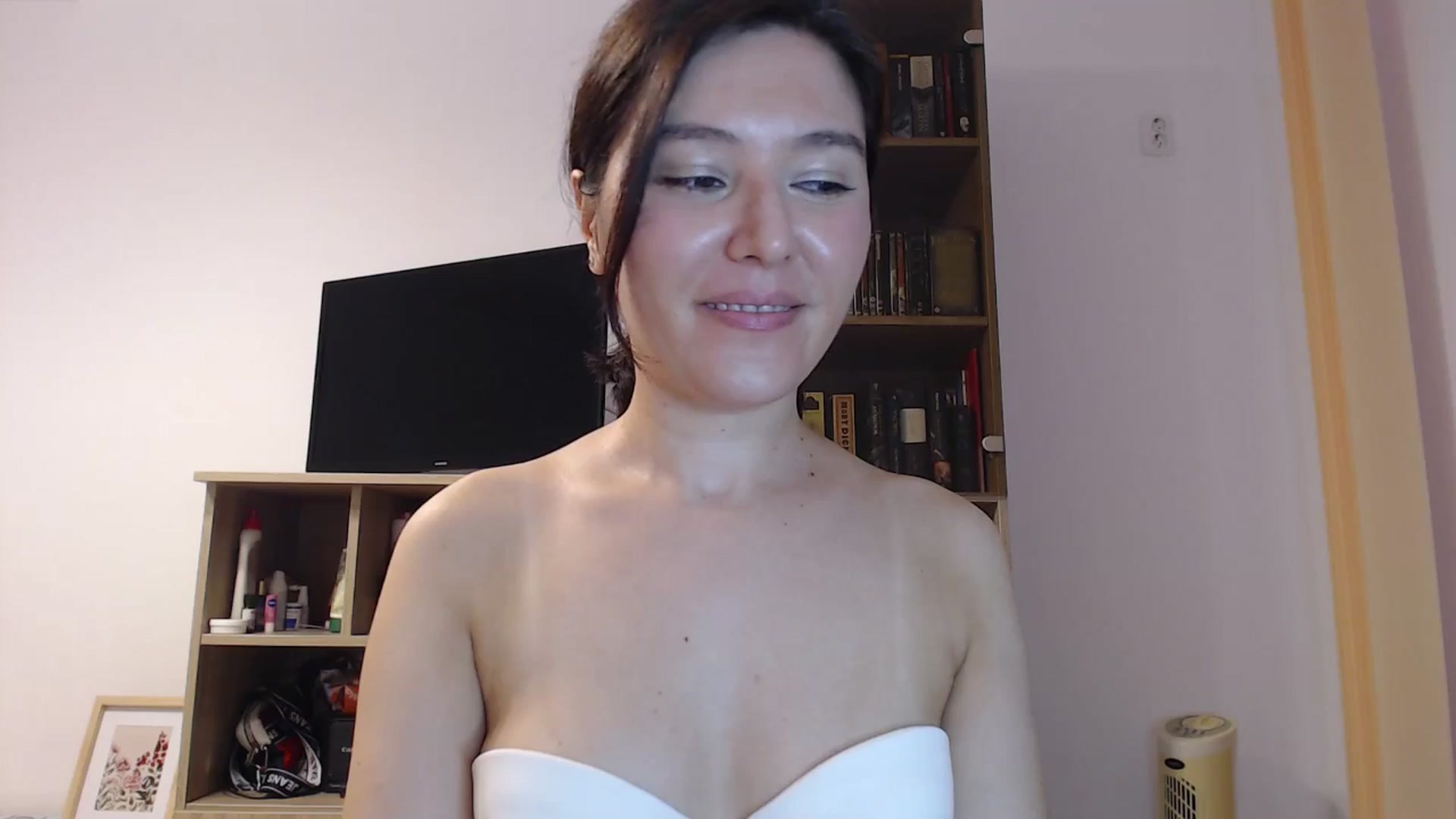 Gallery image thumbnail from SailorJupitr's myfreecams stream on, 08/30/2025, 20:23 image 1 of 20