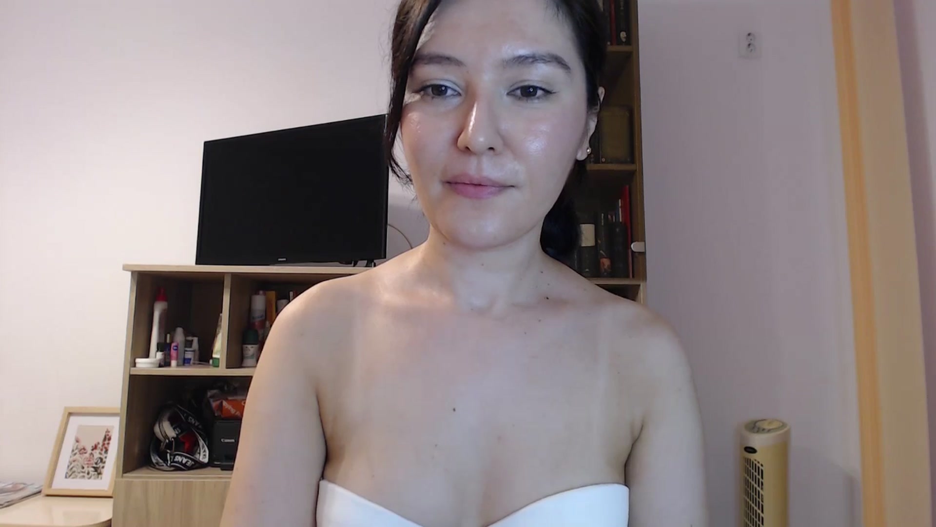 Gallery image thumbnail from SailorJupitr's myfreecams stream on, 08/30/2025, 20:23 image 11 of 20