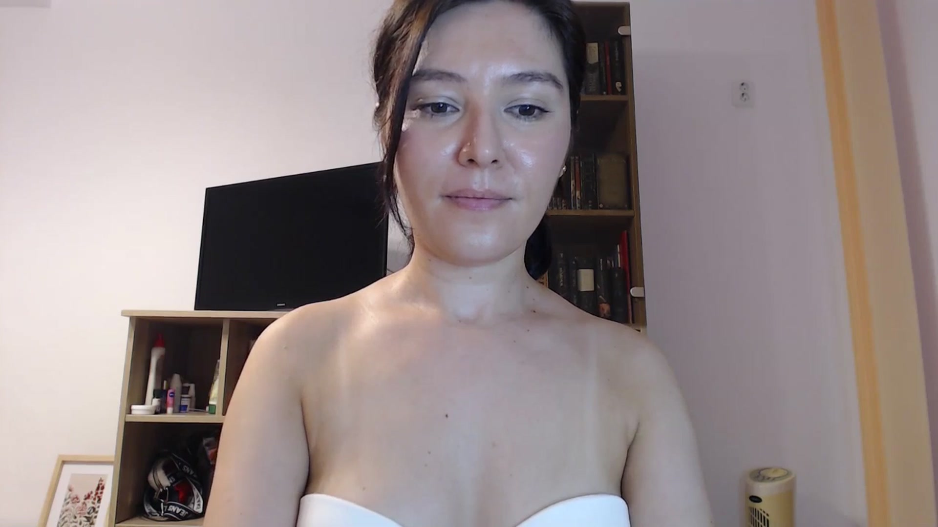 Gallery image thumbnail from SailorJupitr's myfreecams stream on, 08/30/2025, 20:57 image 14 of 20