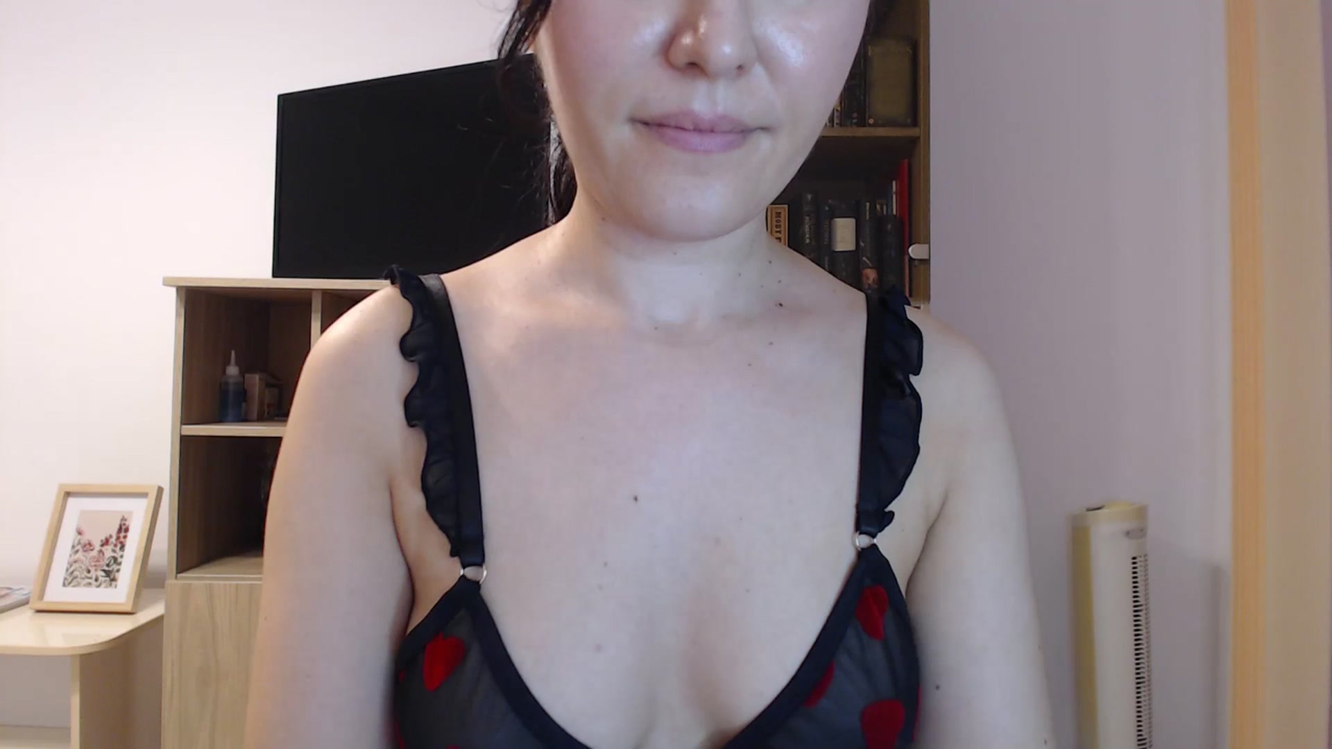 Gallery image thumbnail from SailorJupitr's myfreecams stream on, 09/12/2025, 20:11 image 10 of 20