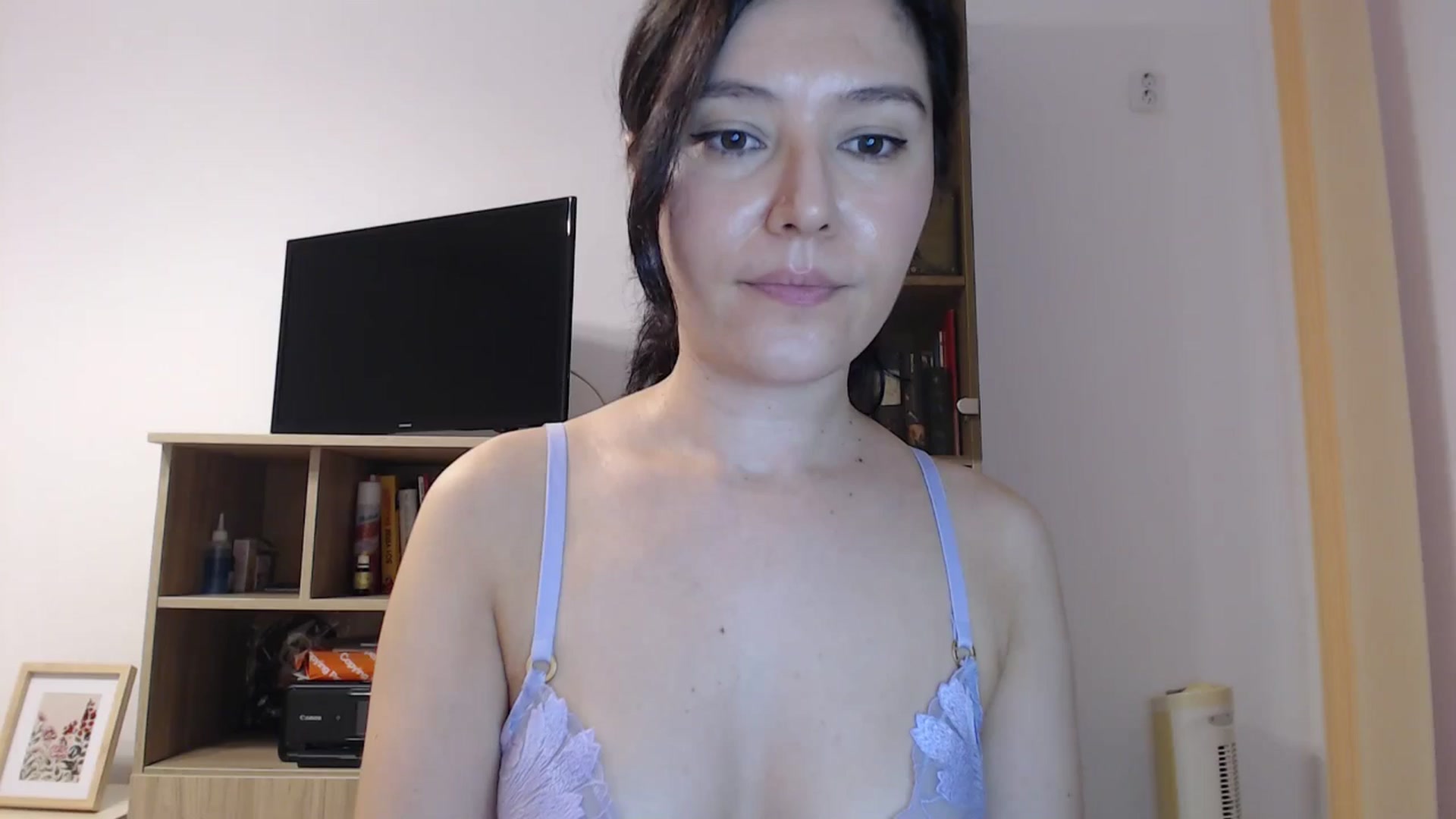 Gallery image thumbnail from SailorJupitr's myfreecams stream on, 09/14/2025, 20:56 image 15 of 20