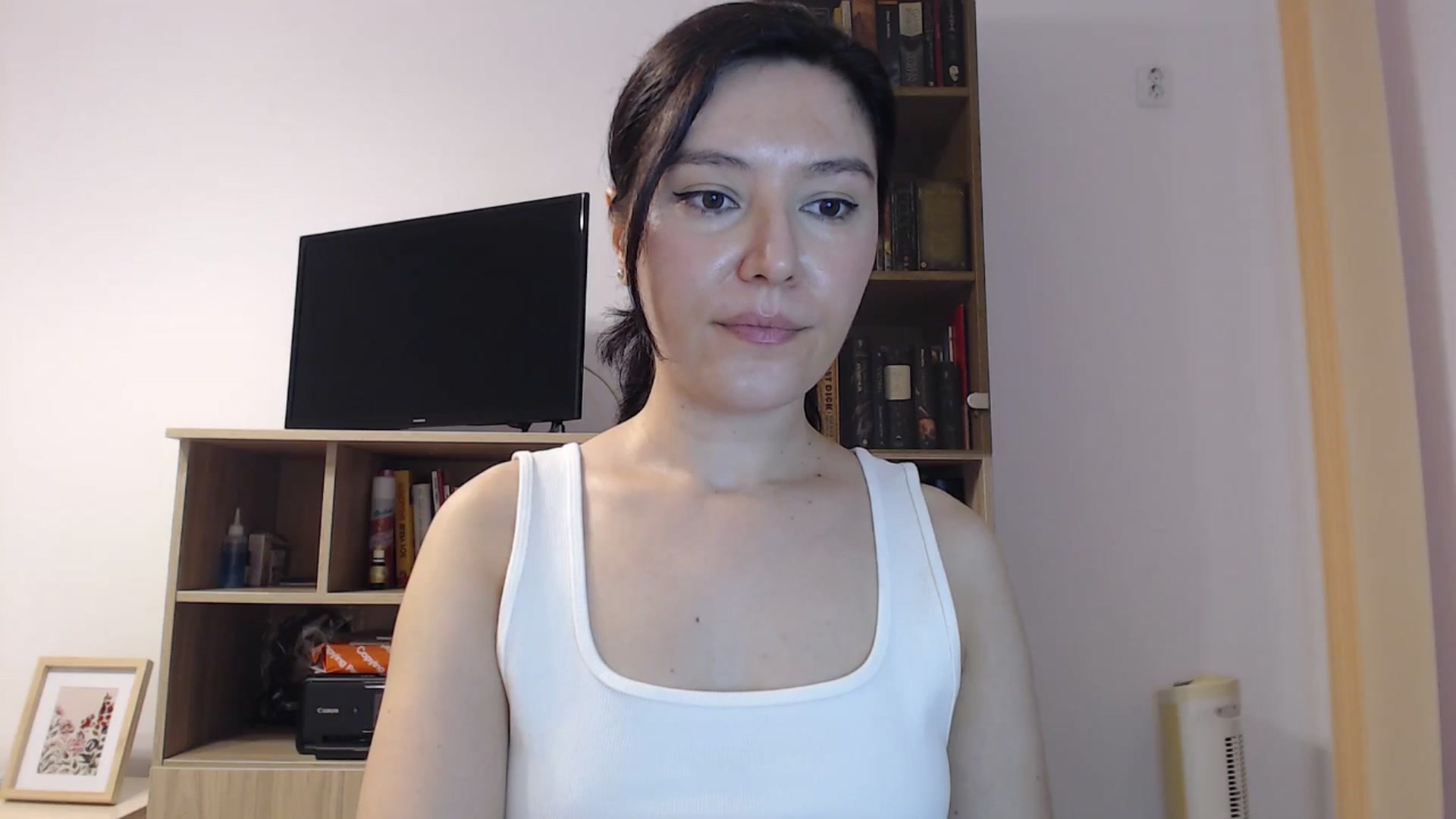 Gallery image thumbnail from SailorJupitr's myfreecams stream on, 09/16/2025, 18:33 image 6 of 20