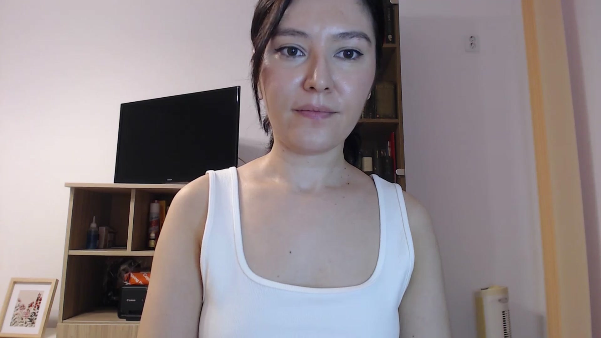 Gallery image thumbnail from SailorJupitr's myfreecams stream on, 09/16/2025, 19:44 image 2 of 20