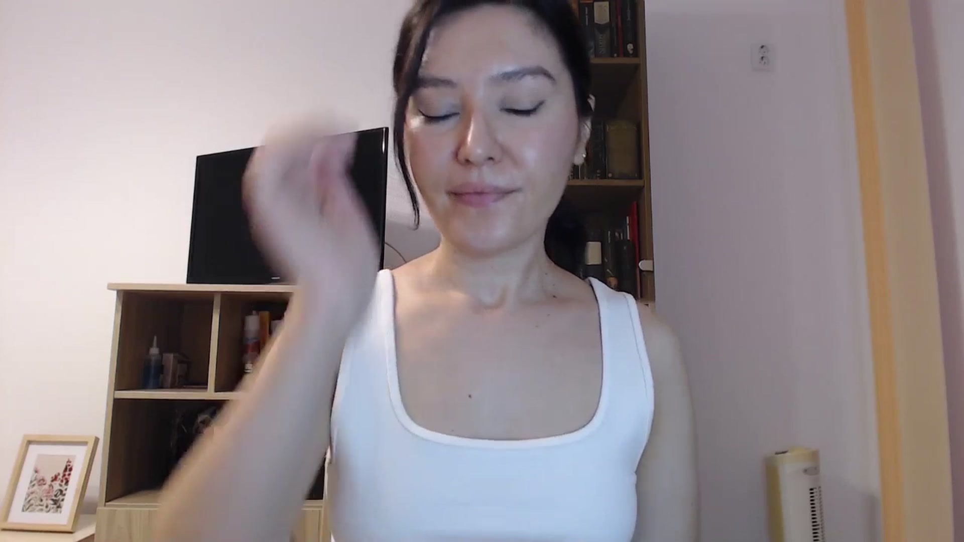 Gallery image thumbnail from SailorJupitr's myfreecams stream on, 09/16/2025, 19:44 image 7 of 20