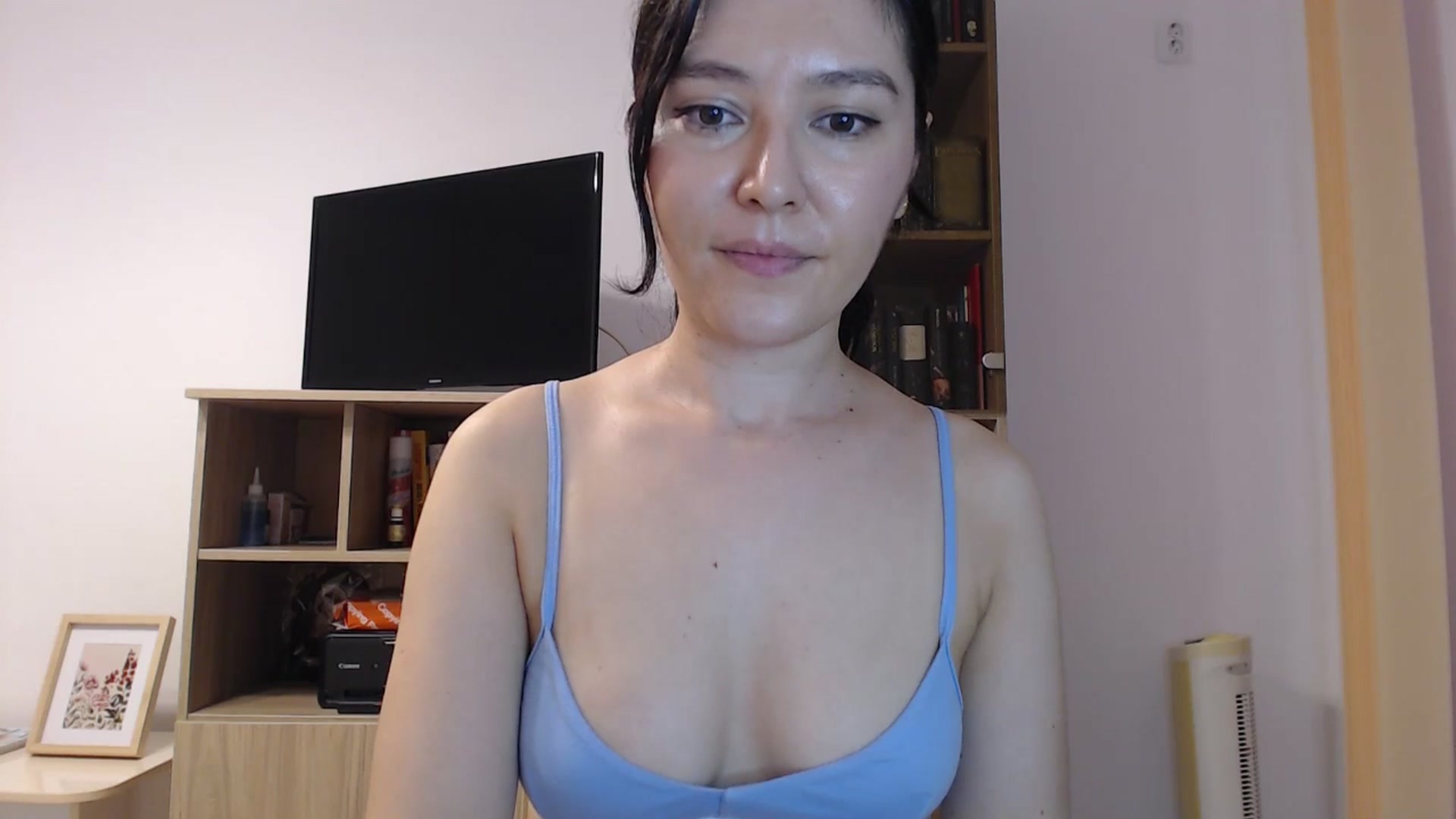 Gallery image thumbnail from SailorJupitr's myfreecams stream on, 09/21/2025, 21:28 image 9 of 20