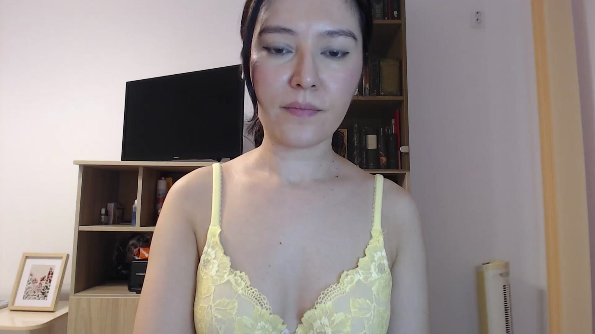 Gallery image thumbnail from SailorJupitr's myfreecams stream on, 09/27/2025, 18:52 image 20 of 20