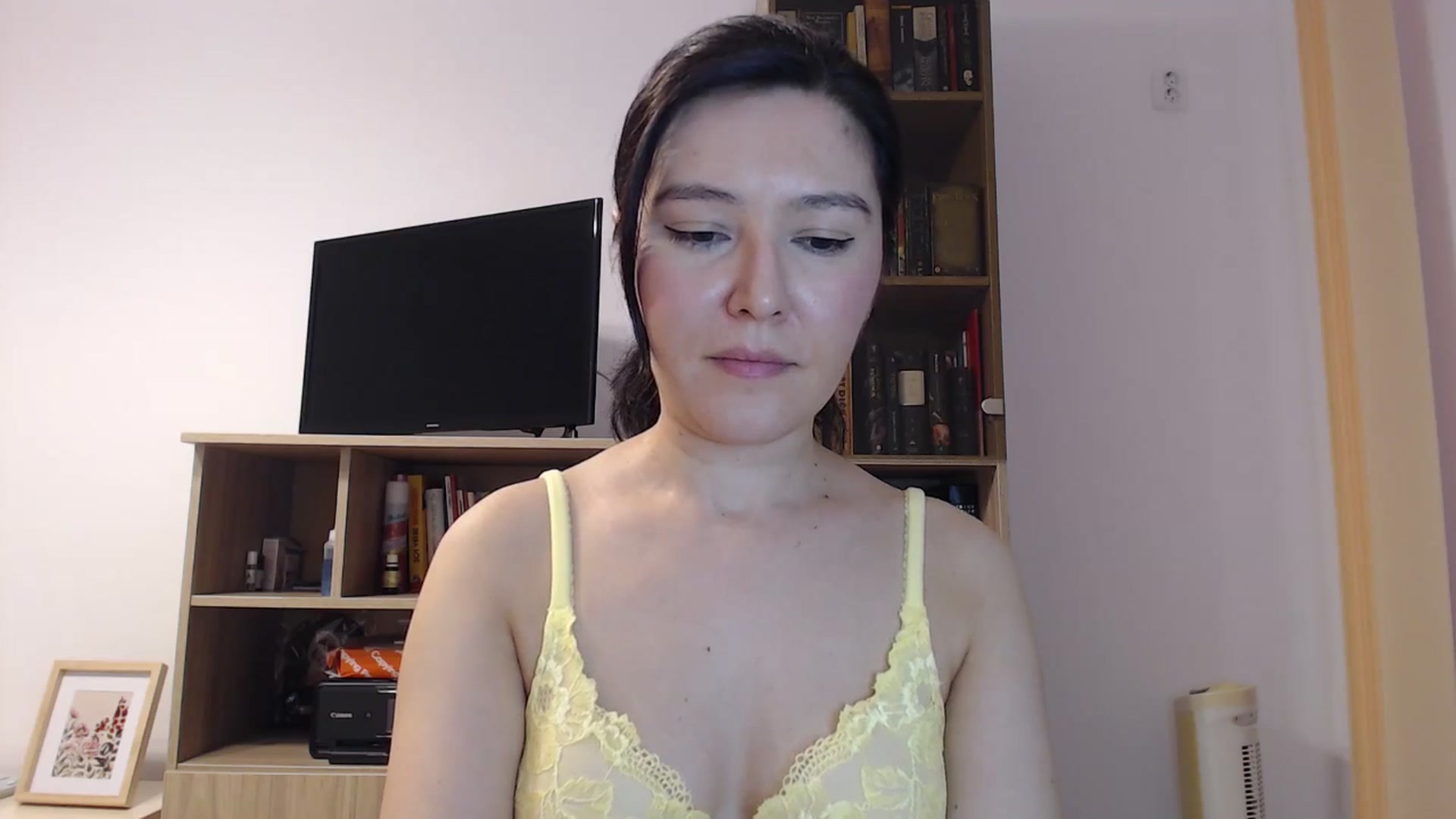Gallery image thumbnail from SailorJupitr's myfreecams stream on, 09/27/2025, 18:52 image 5 of 20