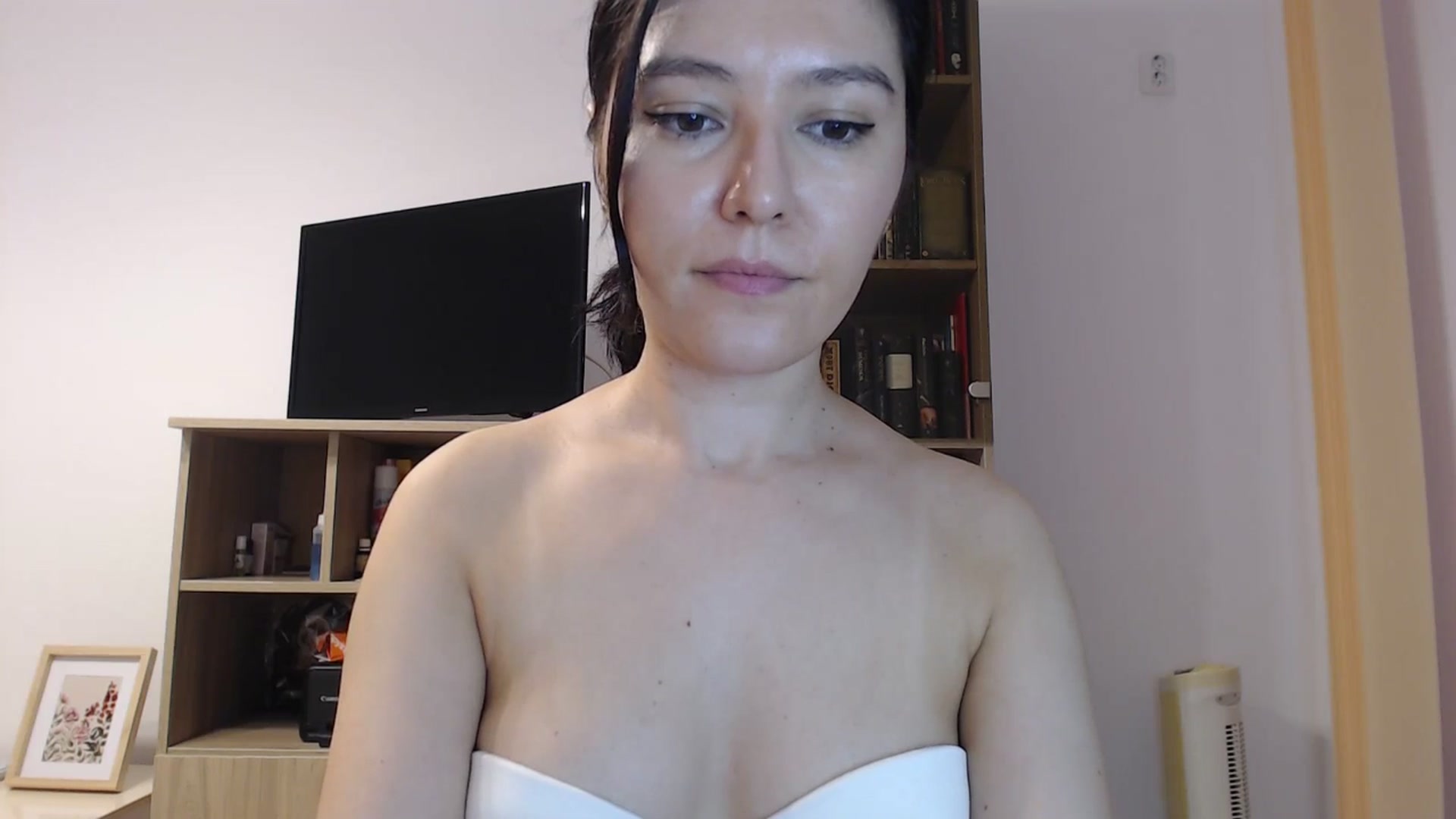Gallery image thumbnail from SailorJupitr's myfreecams stream on, 09/28/2025, 20:18 image 5 of 20