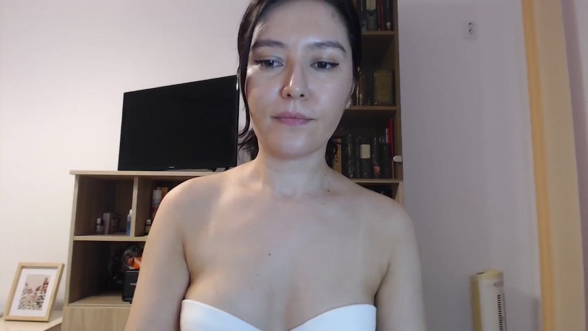 Gallery image thumbnail from SailorJupitr's myfreecams stream on, 09/28/2025, 20:18 image 7 of 20