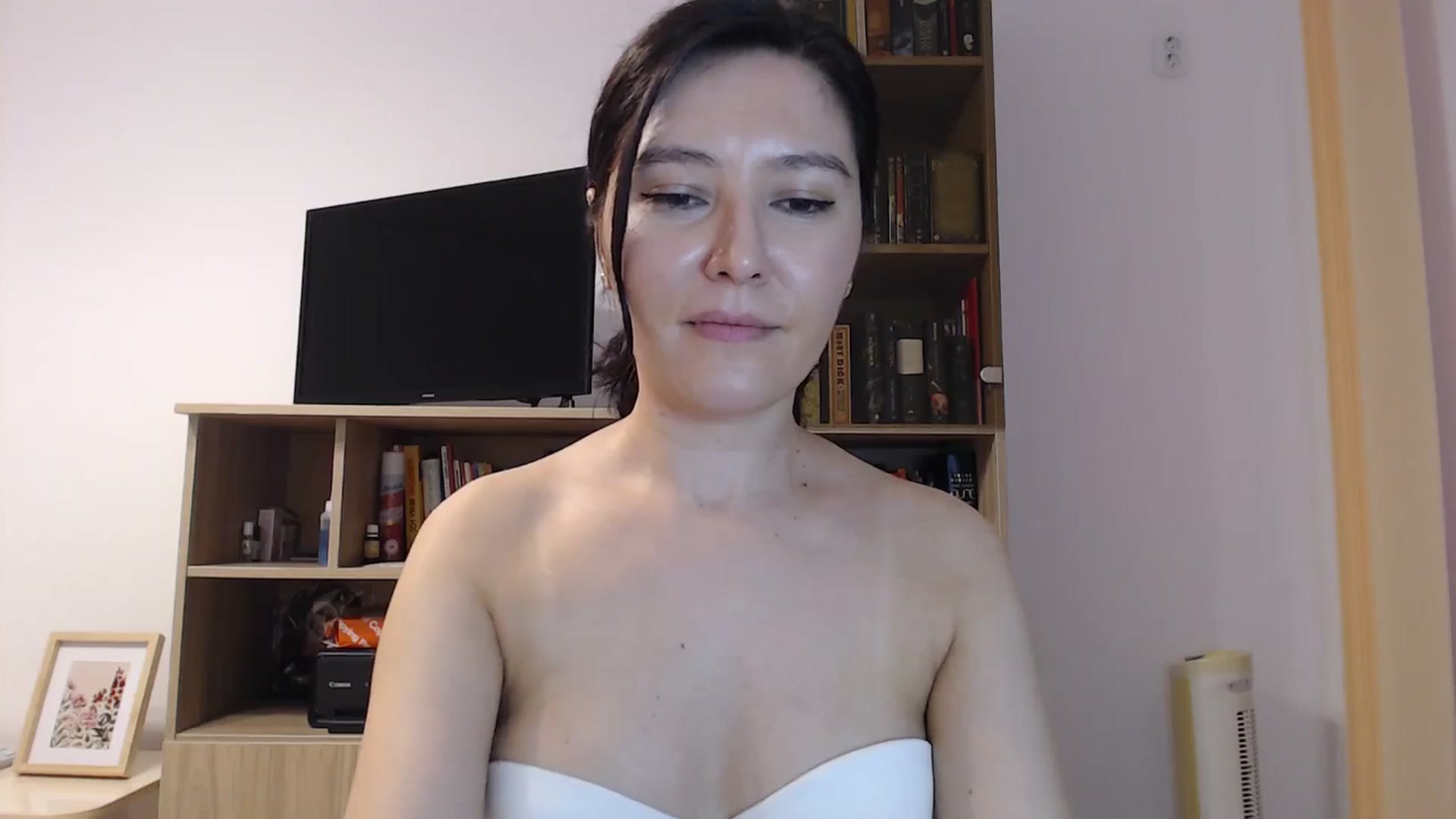 Gallery image thumbnail from SailorJupitr's myfreecams stream on, 09/28/2025, 20:18 image 19 of 20
