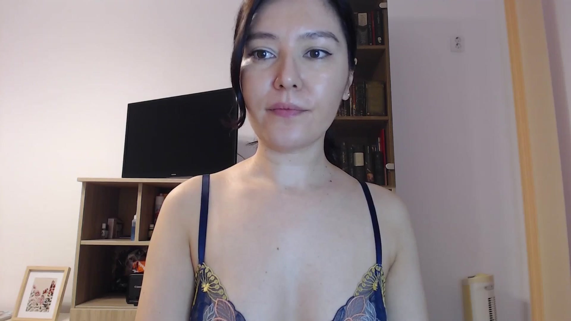 Gallery image thumbnail from SailorJupitr's myfreecams stream on, 10/01/2025, 19:36 image 3 of 20