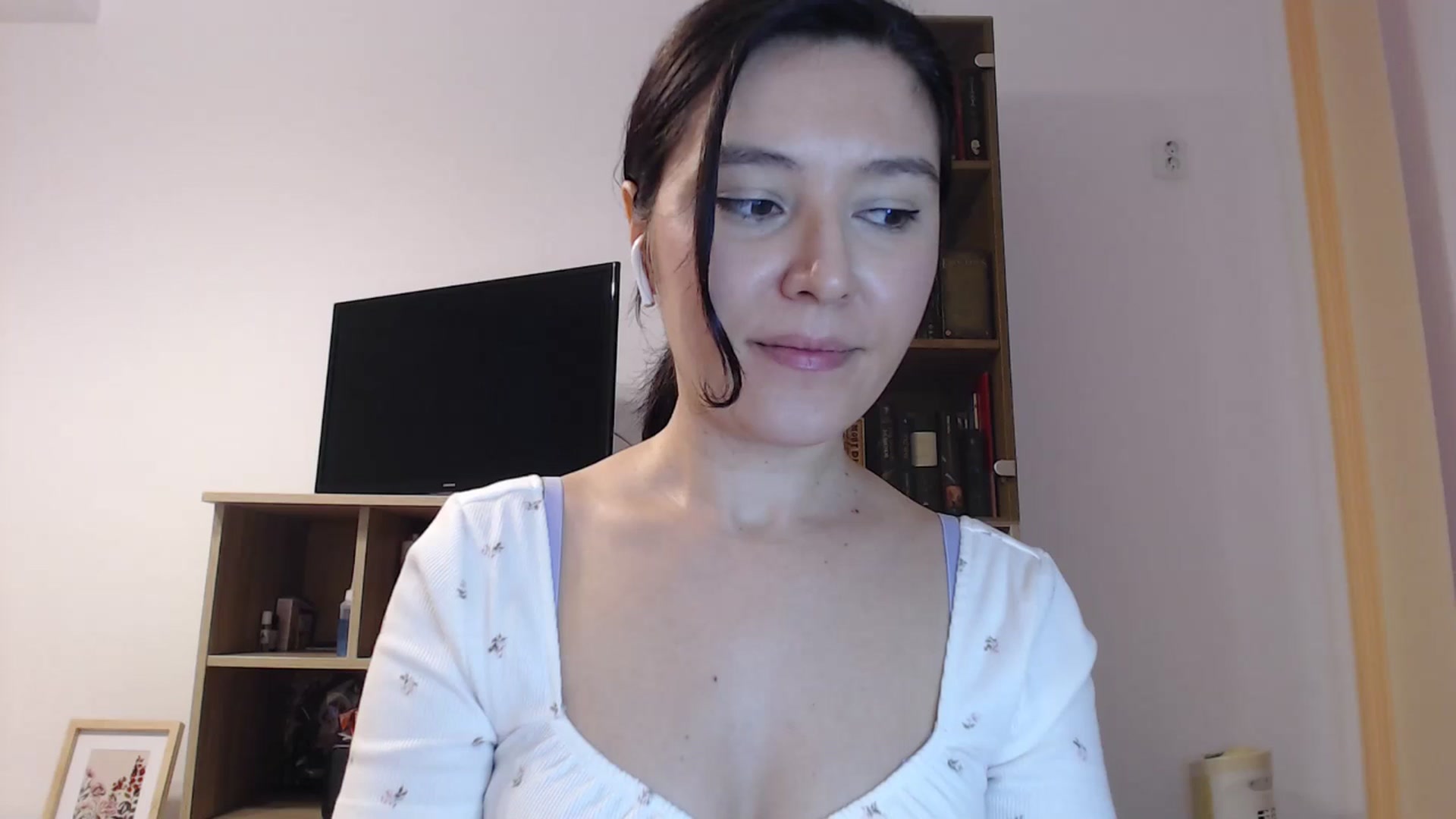 Gallery image thumbnail from SailorJupitr's myfreecams stream on, 10/05/2025, 20:30 image 1 of 20