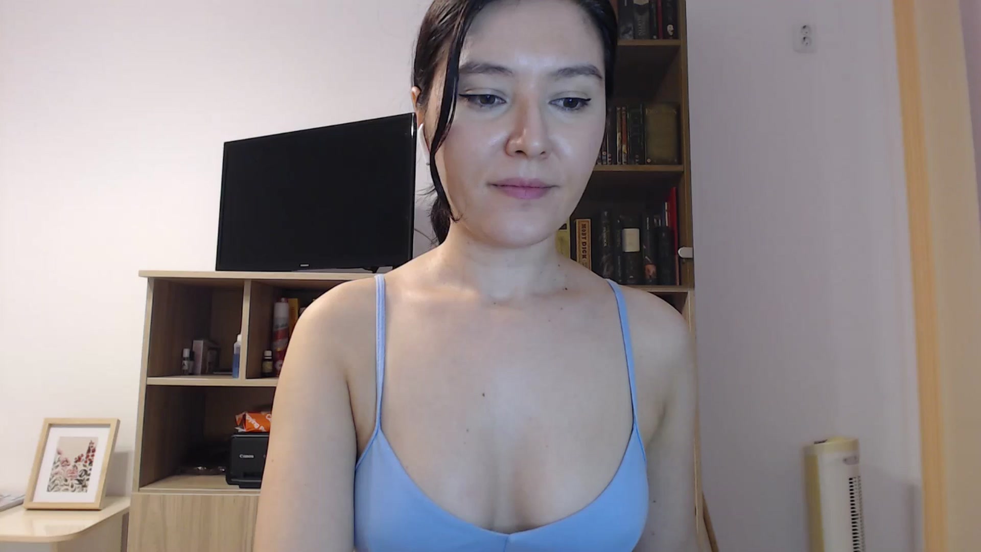 Gallery image thumbnail from SailorJupitr's myfreecams stream on, 10/09/2025, 19:31 image 15 of 20