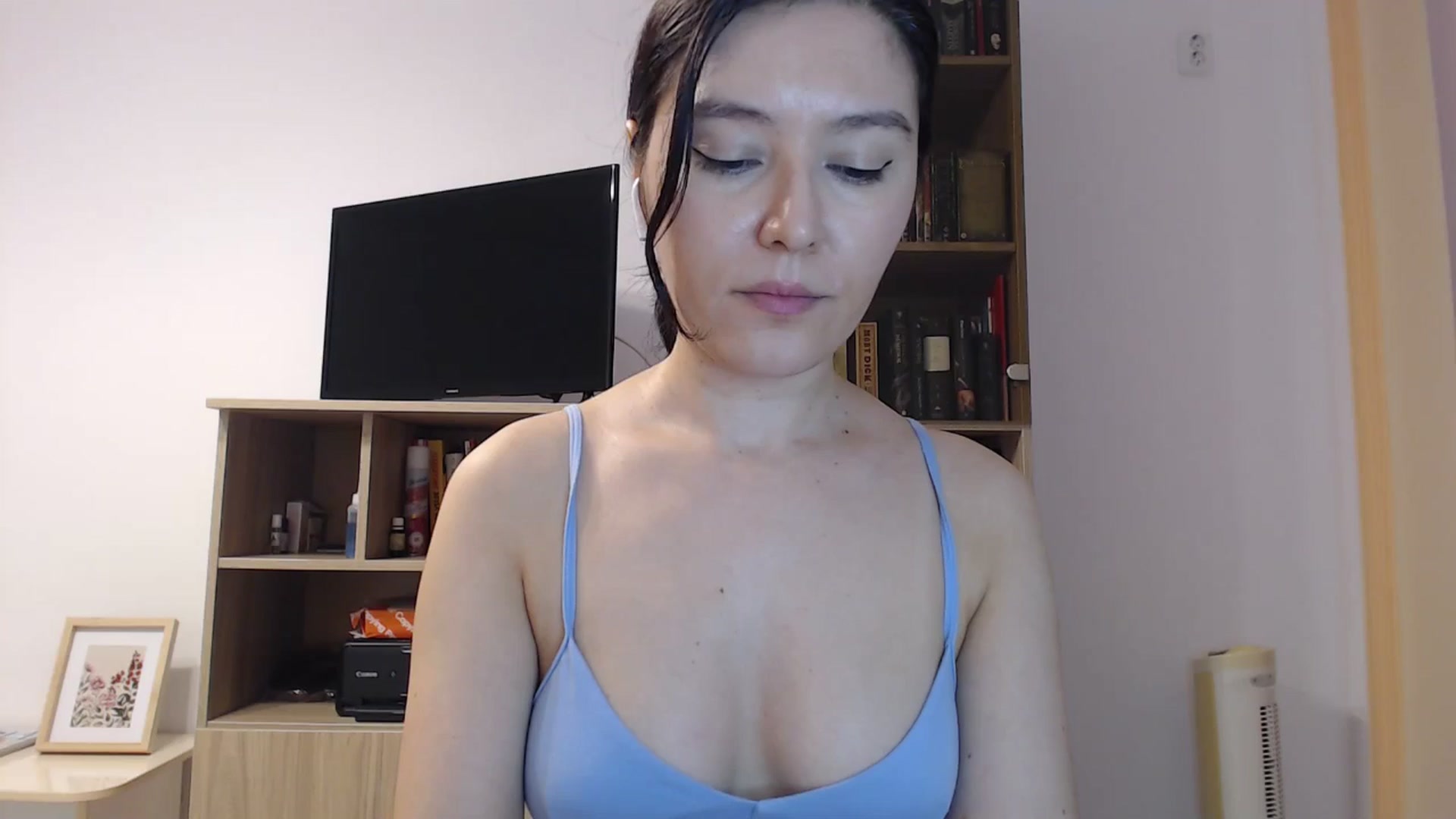 Gallery image thumbnail from SailorJupitr's myfreecams stream on, 10/09/2025, 19:31 image 12 of 20