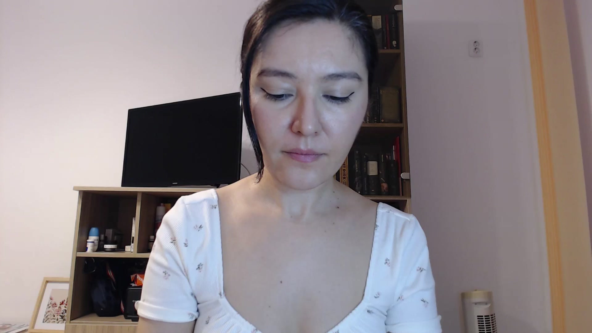Gallery image thumbnail from SailorJupitr's myfreecams stream on, 10/24/2025, 20:48 image 1 of 20
