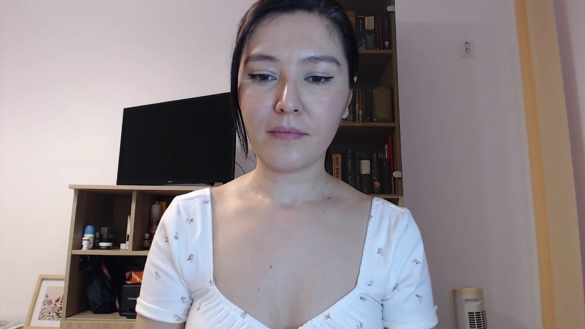 Gallery image thumbnail from SailorJupitr's myfreecams stream on, 10/24/2025, 20:48 image 2 of 20