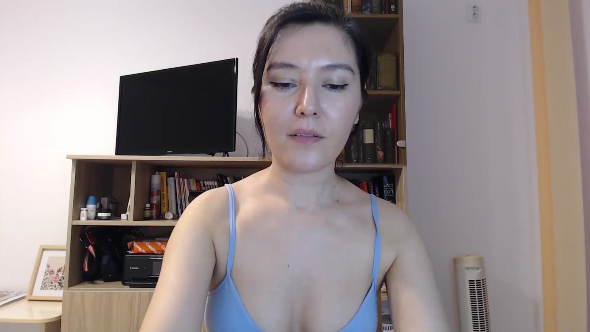 Gallery image thumbnail from SailorJupitr's myfreecams stream on, 10/25/2025, 20:20 image 14 of 20