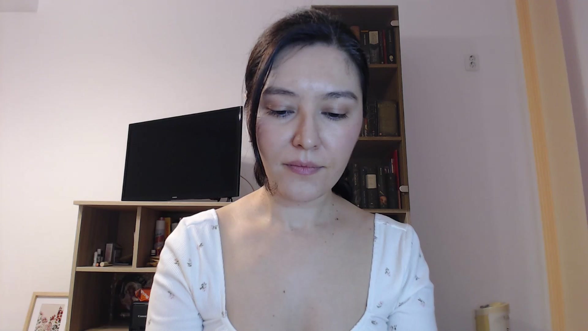 Gallery image thumbnail from SailorJupitr's myfreecams stream on, 11/09/2025, 20:11 image 2 of 20