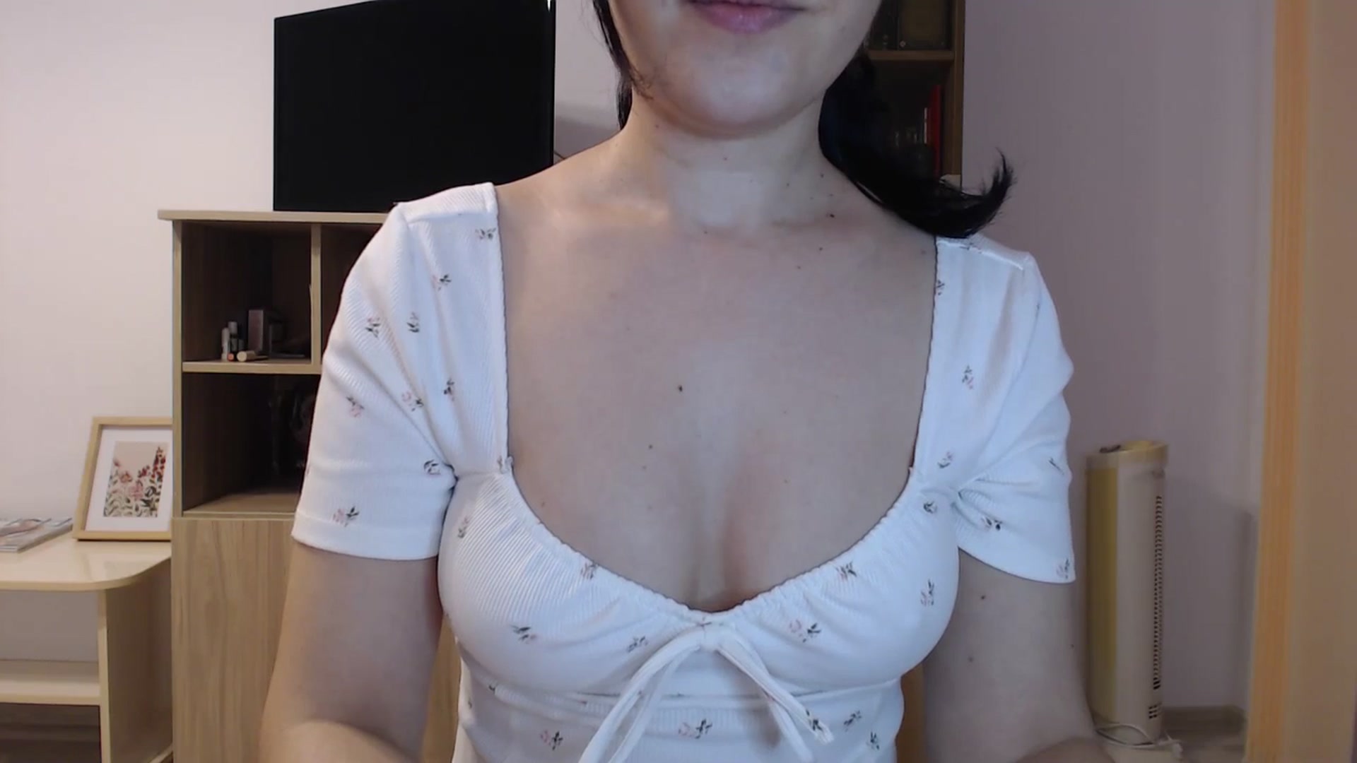 Gallery image thumbnail from SailorJupitr's myfreecams stream on, 11/09/2025, 20:11 image 20 of 20
