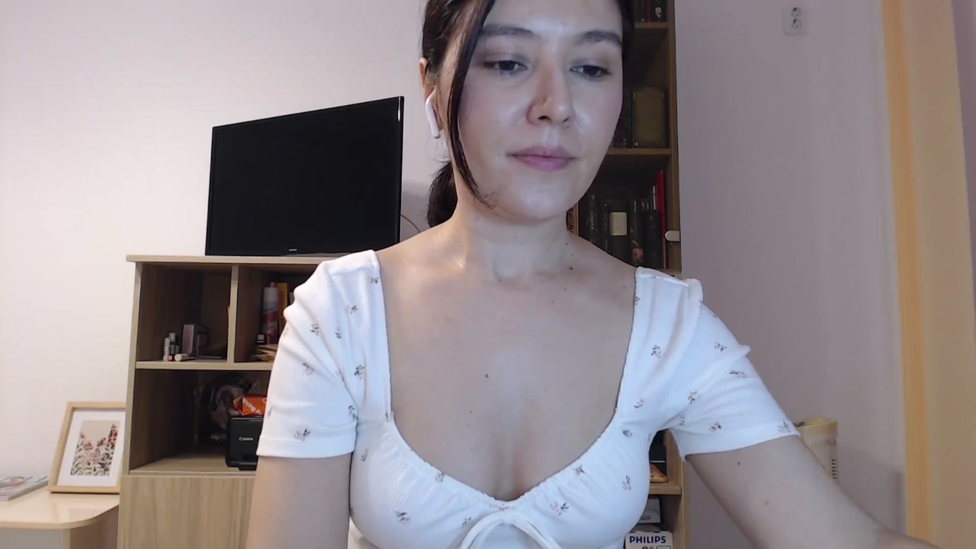Gallery image thumbnail from SailorJupitr's myfreecams stream on, 11/09/2025, 22:06 image 15 of 20
