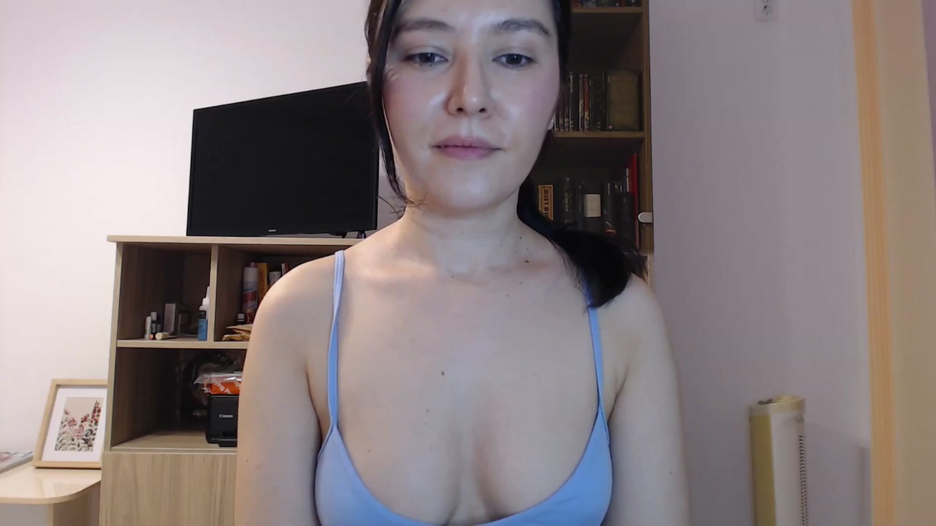 Gallery image thumbnail from SailorJupitr's myfreecams stream on, 11/16/2025, 22:23 image 14 of 20