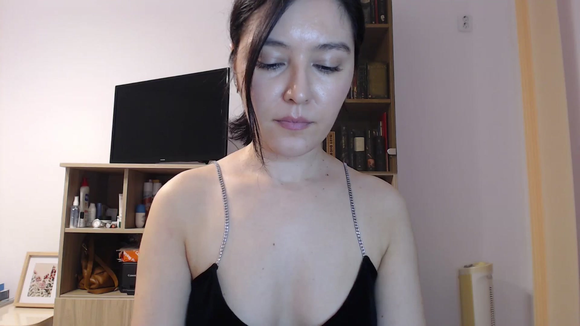 Gallery image thumbnail from SailorJupitr's myfreecams stream on, 11/26/2025, 22:19 image 10 of 20