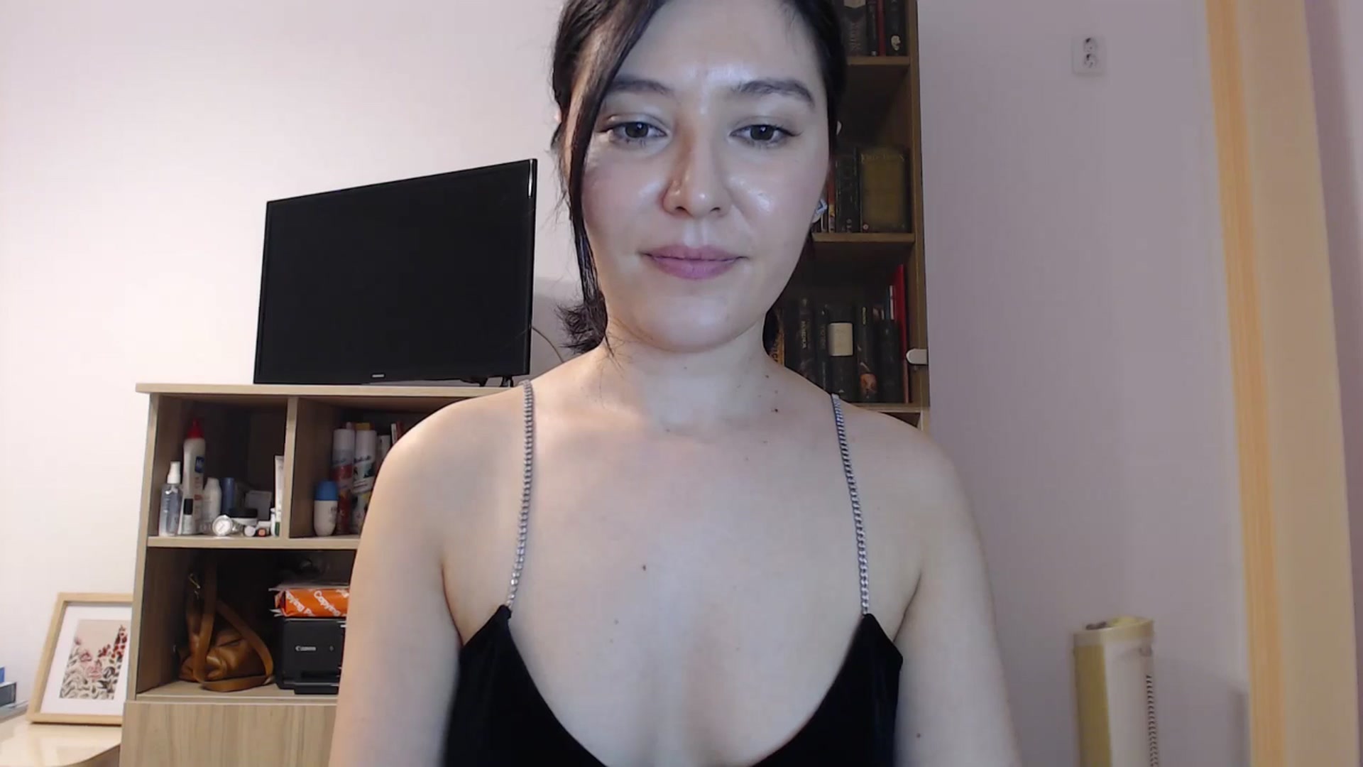 Gallery image thumbnail from SailorJupitr's myfreecams stream on, 11/26/2025, 22:19 image 14 of 20