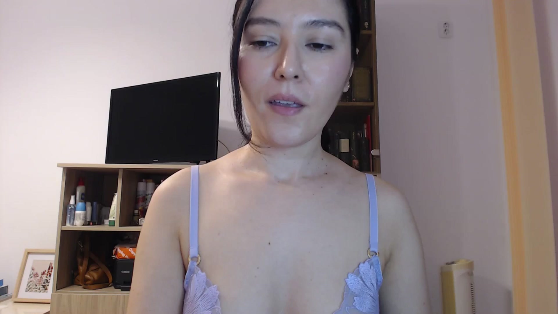 Gallery image thumbnail from SailorJupitr's myfreecams stream on, 11/30/2025, 02:50 image 16 of 20