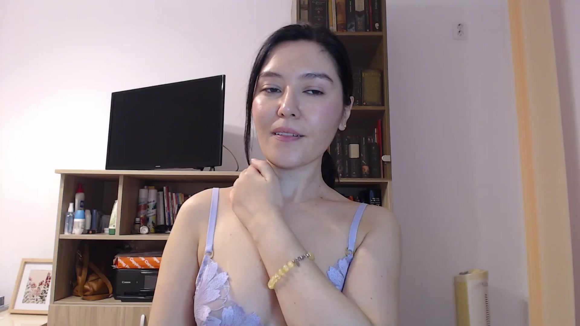 Gallery image thumbnail from SailorJupitr's myfreecams stream on, 11/30/2025, 02:50 image 18 of 20
