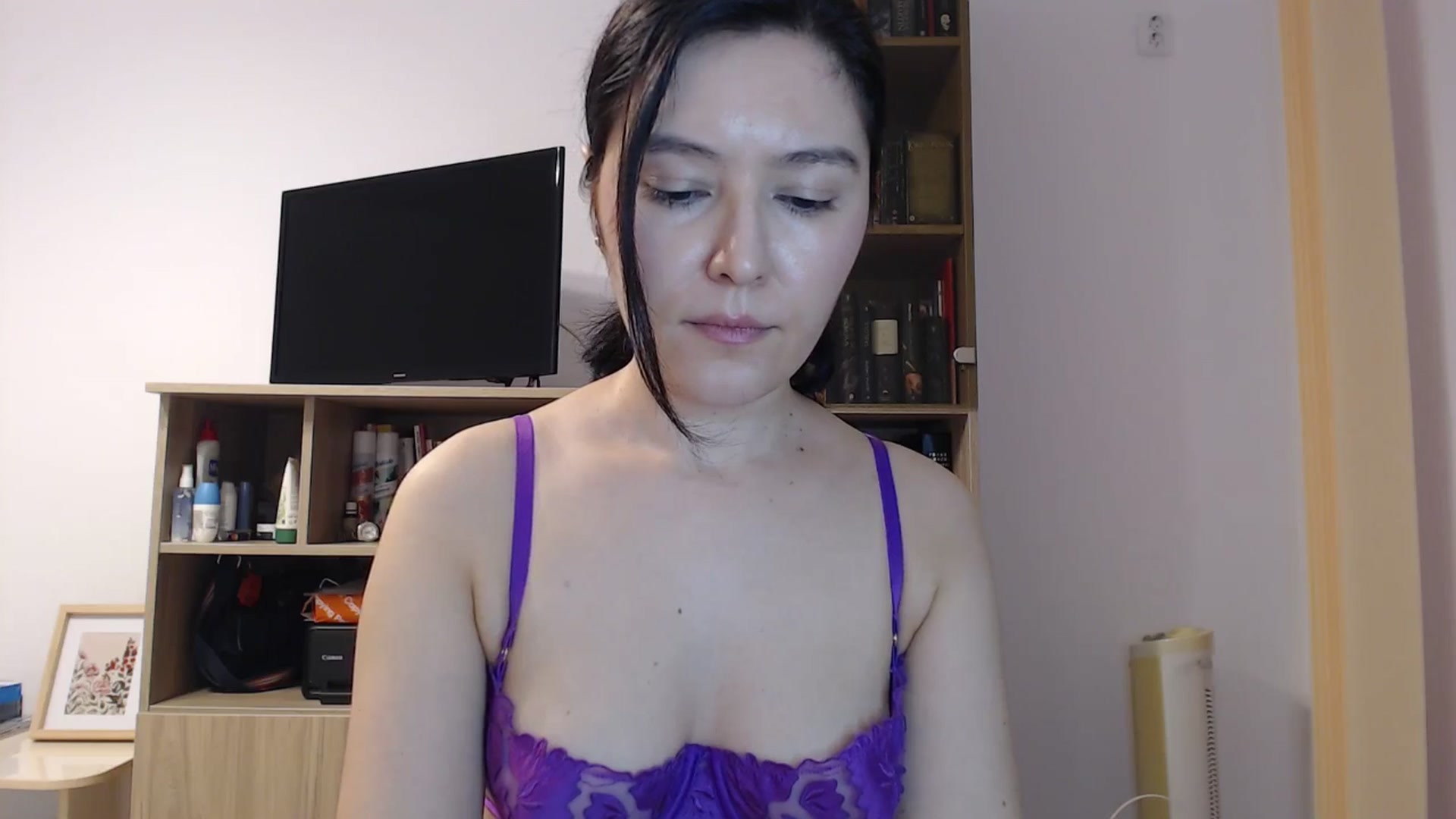 Gallery image thumbnail from SailorJupitr's myfreecams stream on, 11/30/2025, 21:37 image 15 of 20