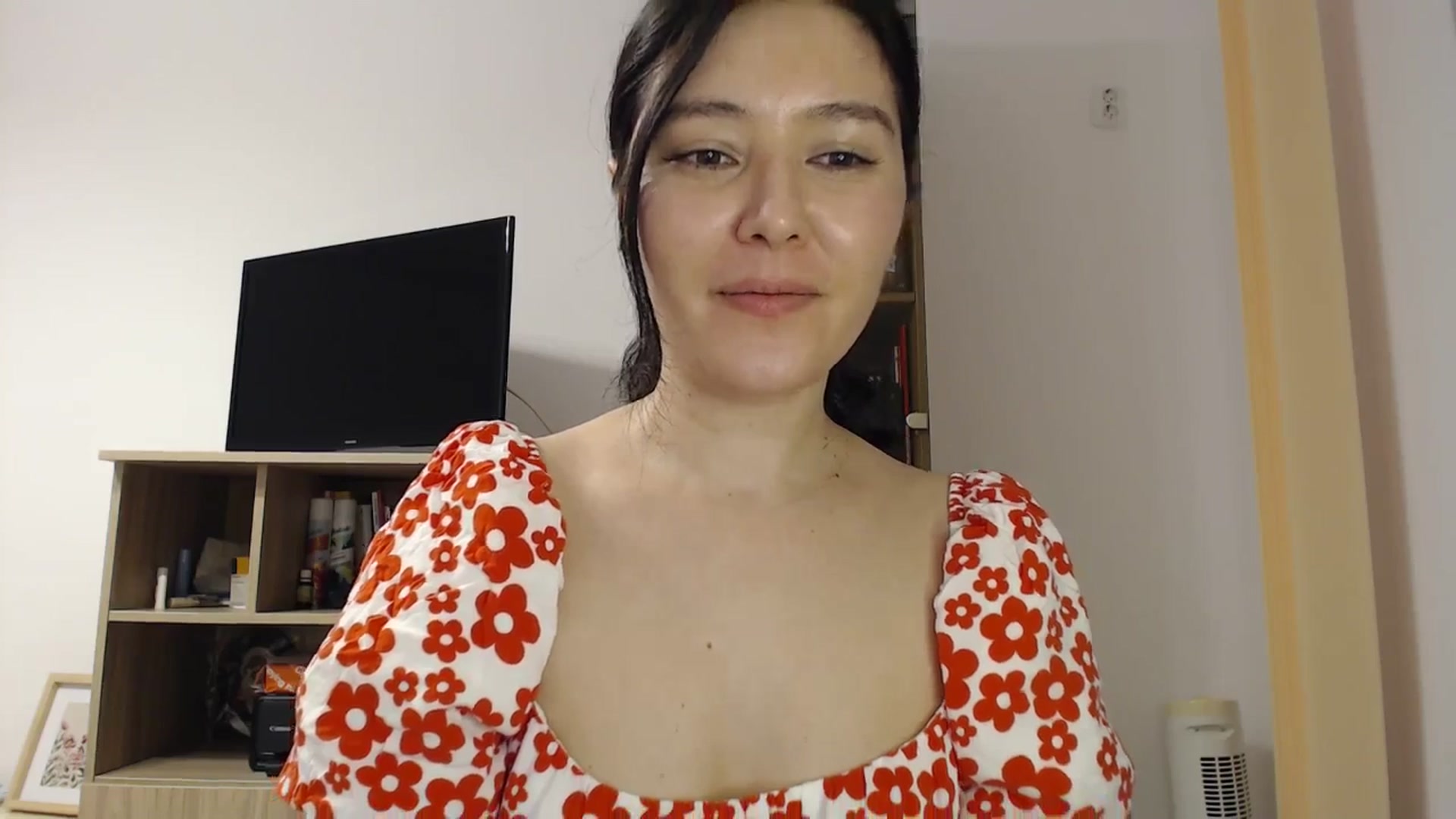Gallery image thumbnail from SailorJupitr's myfreecams stream on, 12/20/2025, 22:27 image 3 of 20