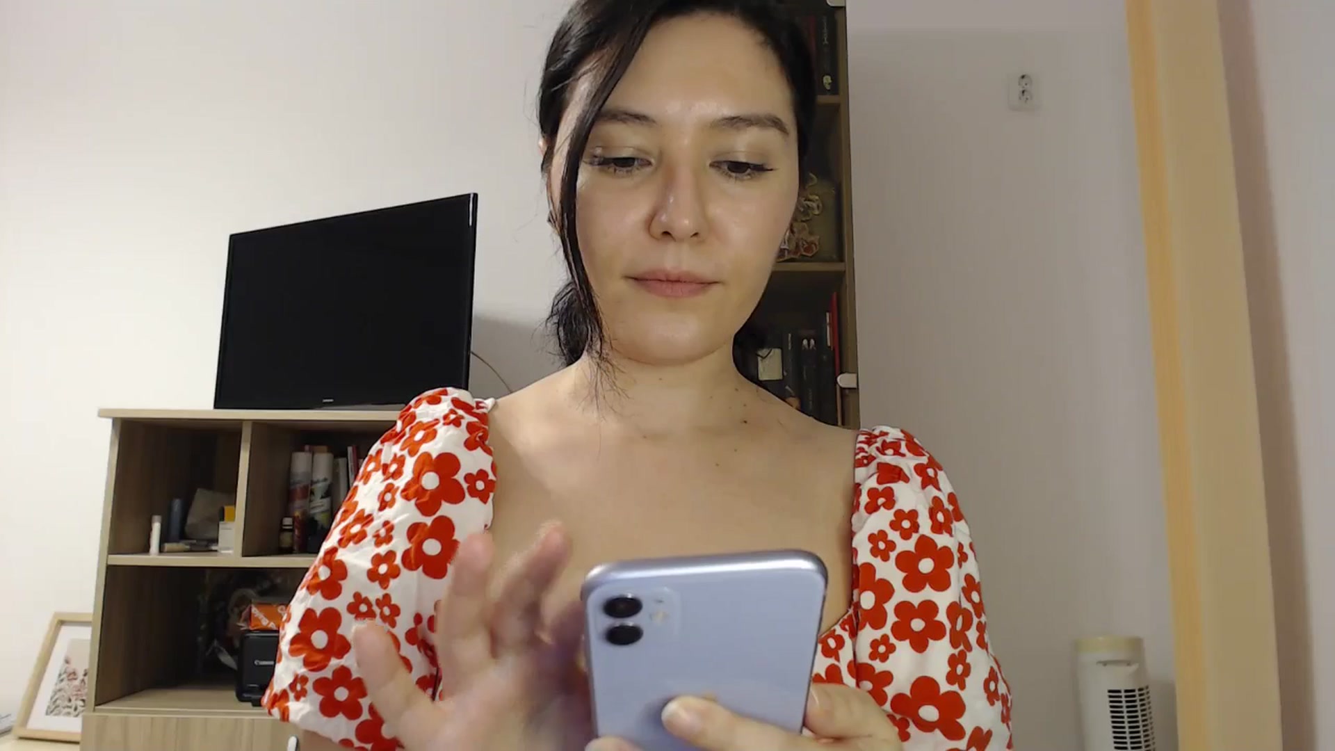 Gallery image thumbnail from SailorJupitr's myfreecams stream on, 12/20/2025, 22:27 image 11 of 20